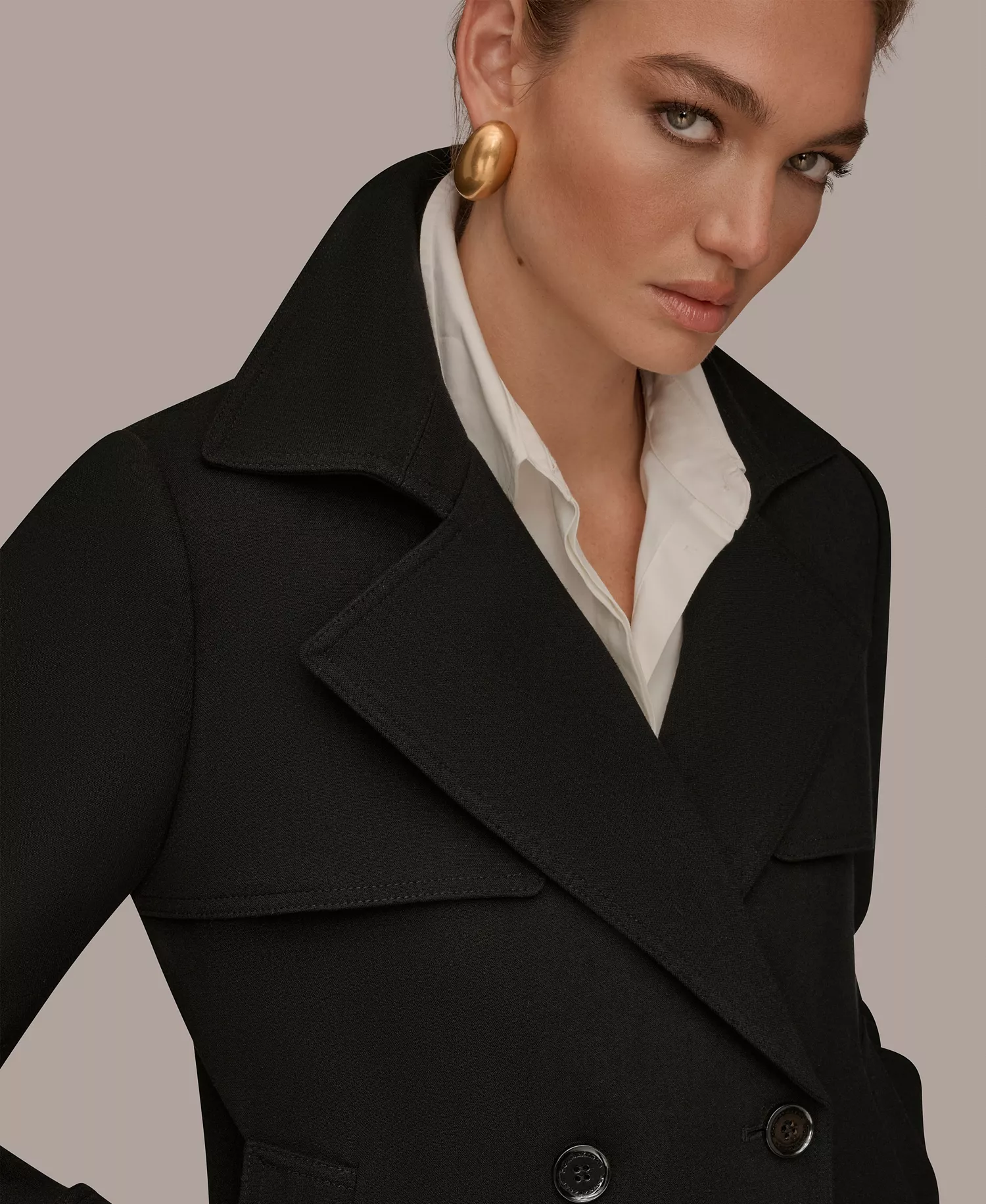 Women's Short Crepe Notch Collar Trench Coat - Black - L