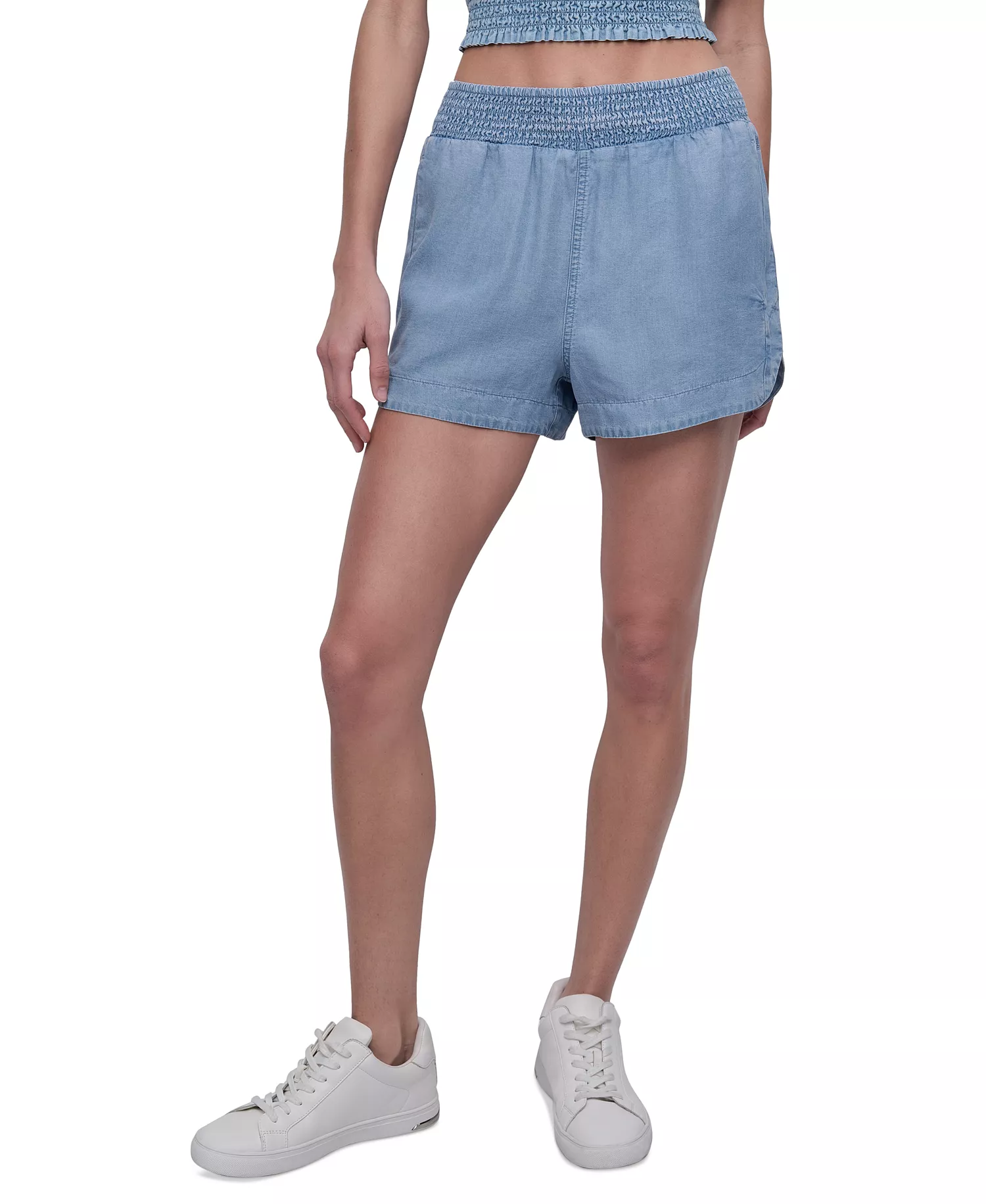 Women's Chambray High Rise Dolphin-Hem Shorts - FJZ - CHAMBRAY - L
