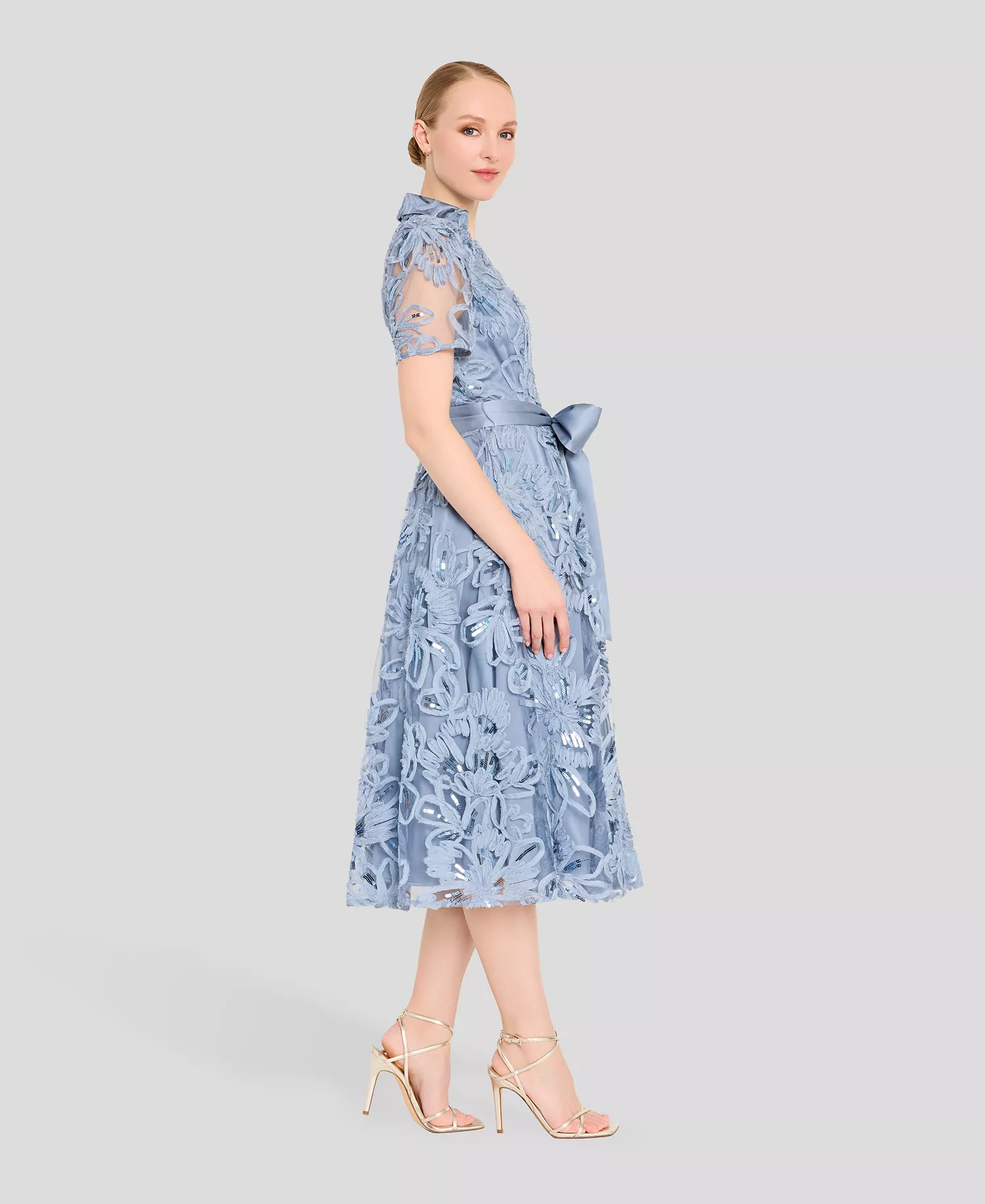 Women's Sequin Detail Collared V-Neck Midi Dress - Sky Blue - 10