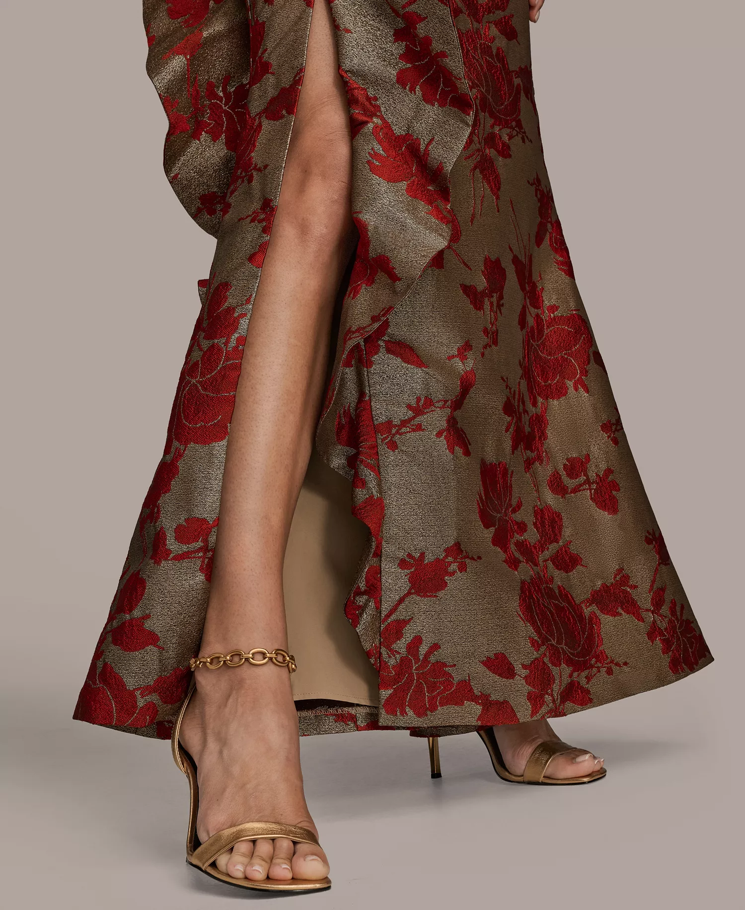 Women's Strapless Floral Gathered Ruffled Gown with Split Hem Dress - Gold/Autumn Red - 10
