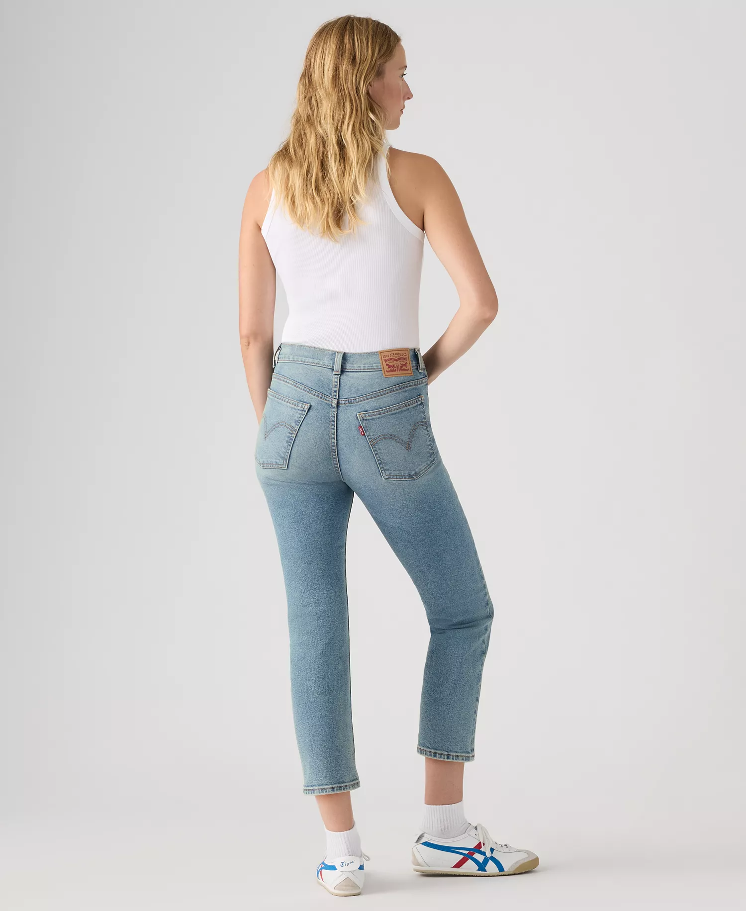 Women's Wedgie Flap Pocket High Rise Cropped Jeans - Lunch Plan - 25S