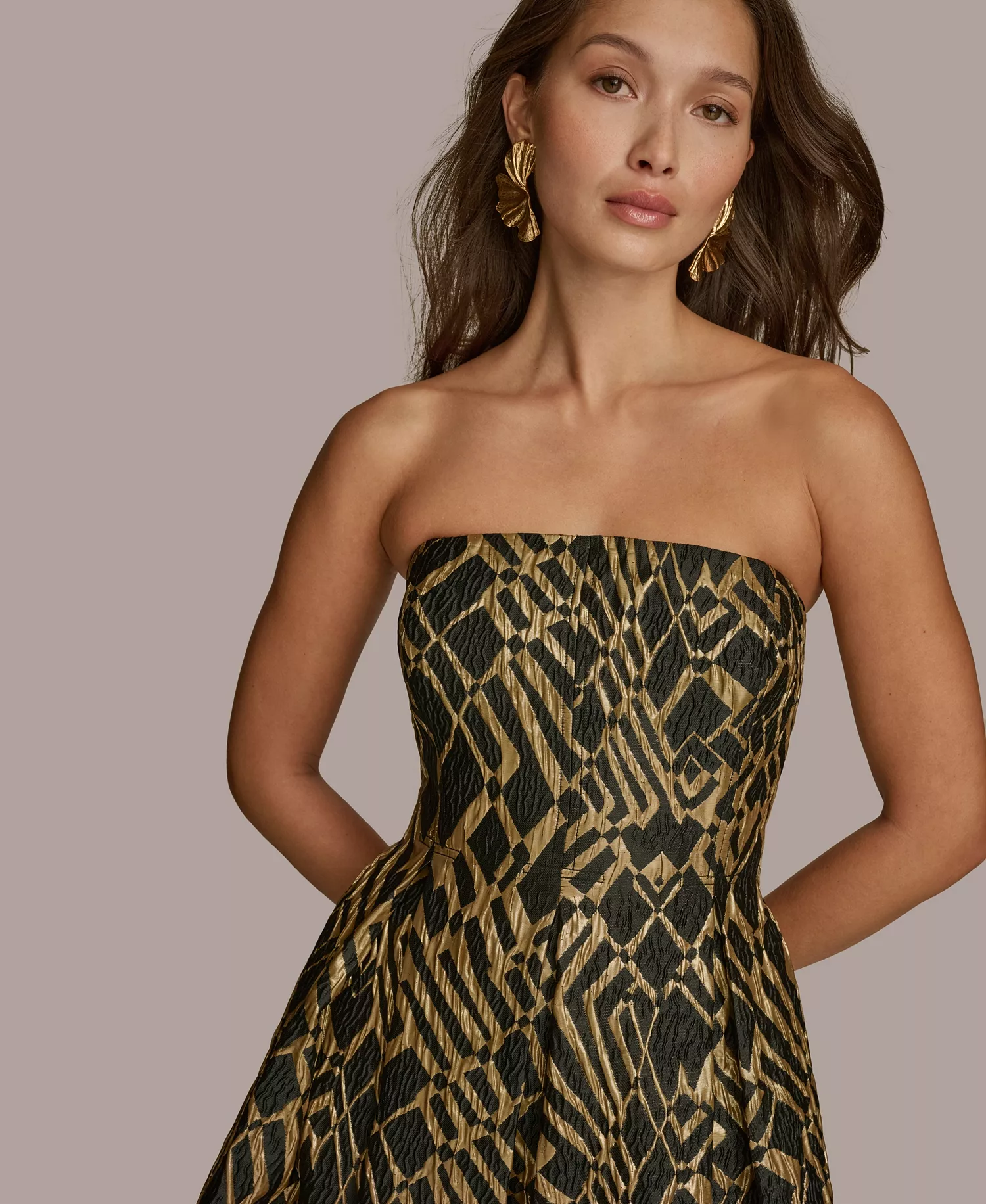 Women's Strapless Fit and Flare Midi Dress - Black/Sand Multi - 14