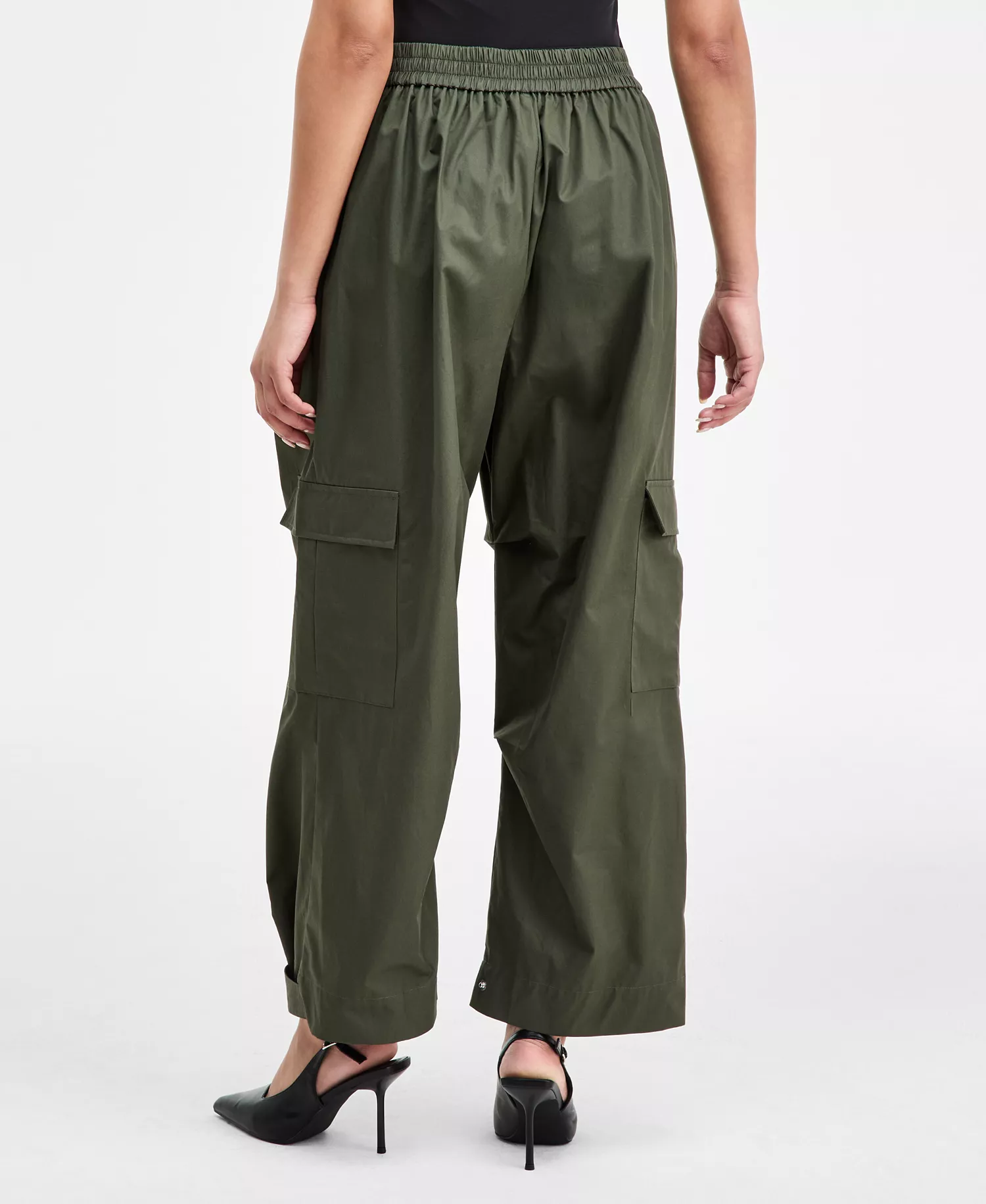 Women's Olive Barrel-Leg Pants, Macy's Exclusive - Dusty Green - L