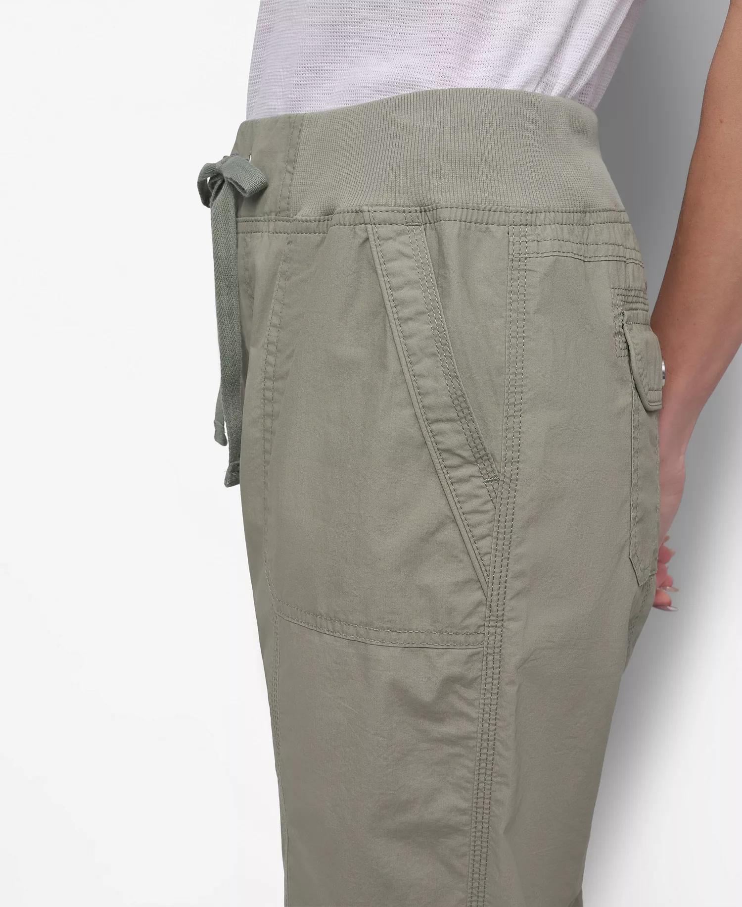 Women's Convertible Capri Cotton Poplin Cargo Pants - Bay Leaf - S
