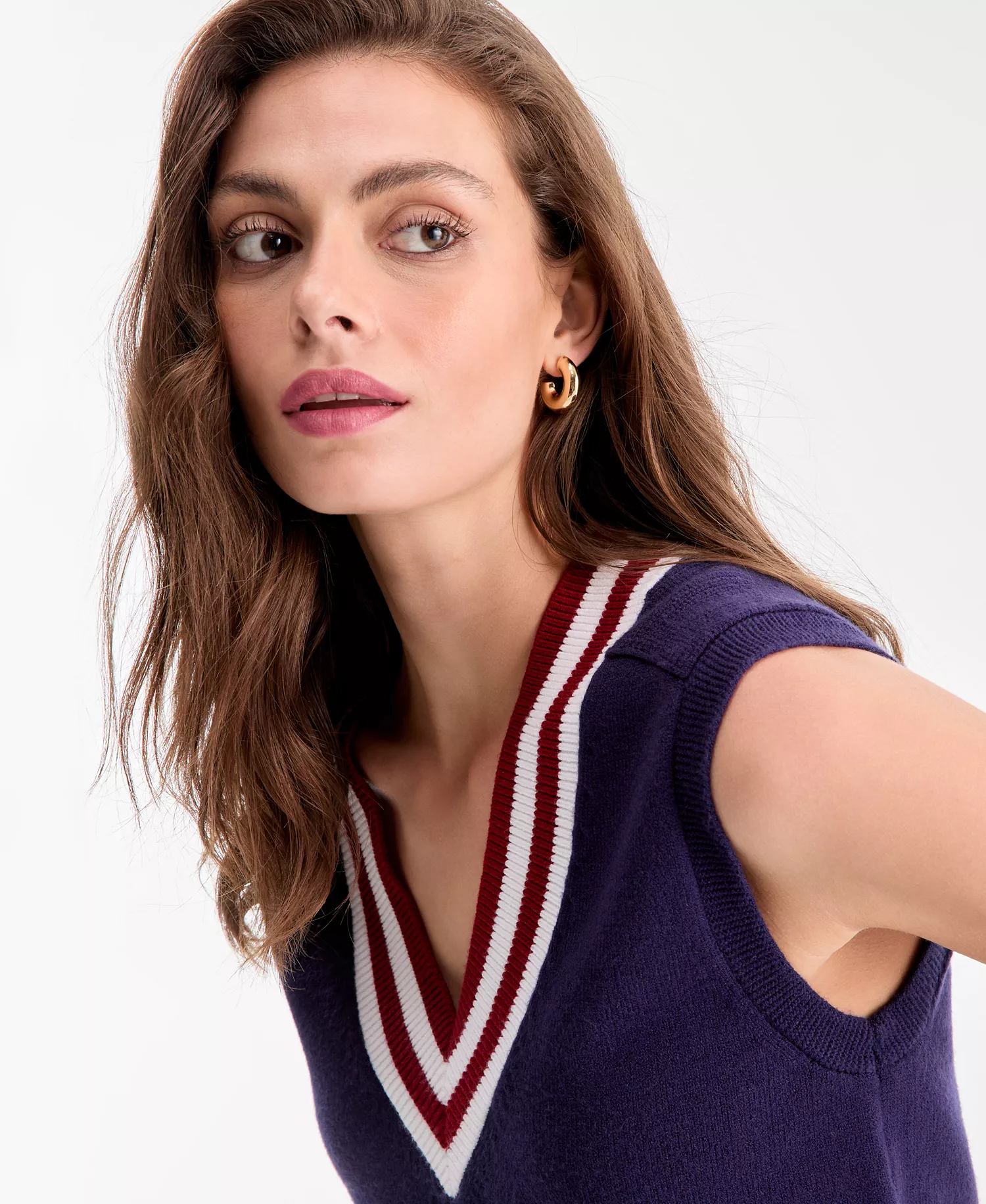 Women's Sleeveless V-Neck Sweater Vest, Exclusively at Macy's - Blue Plum - L