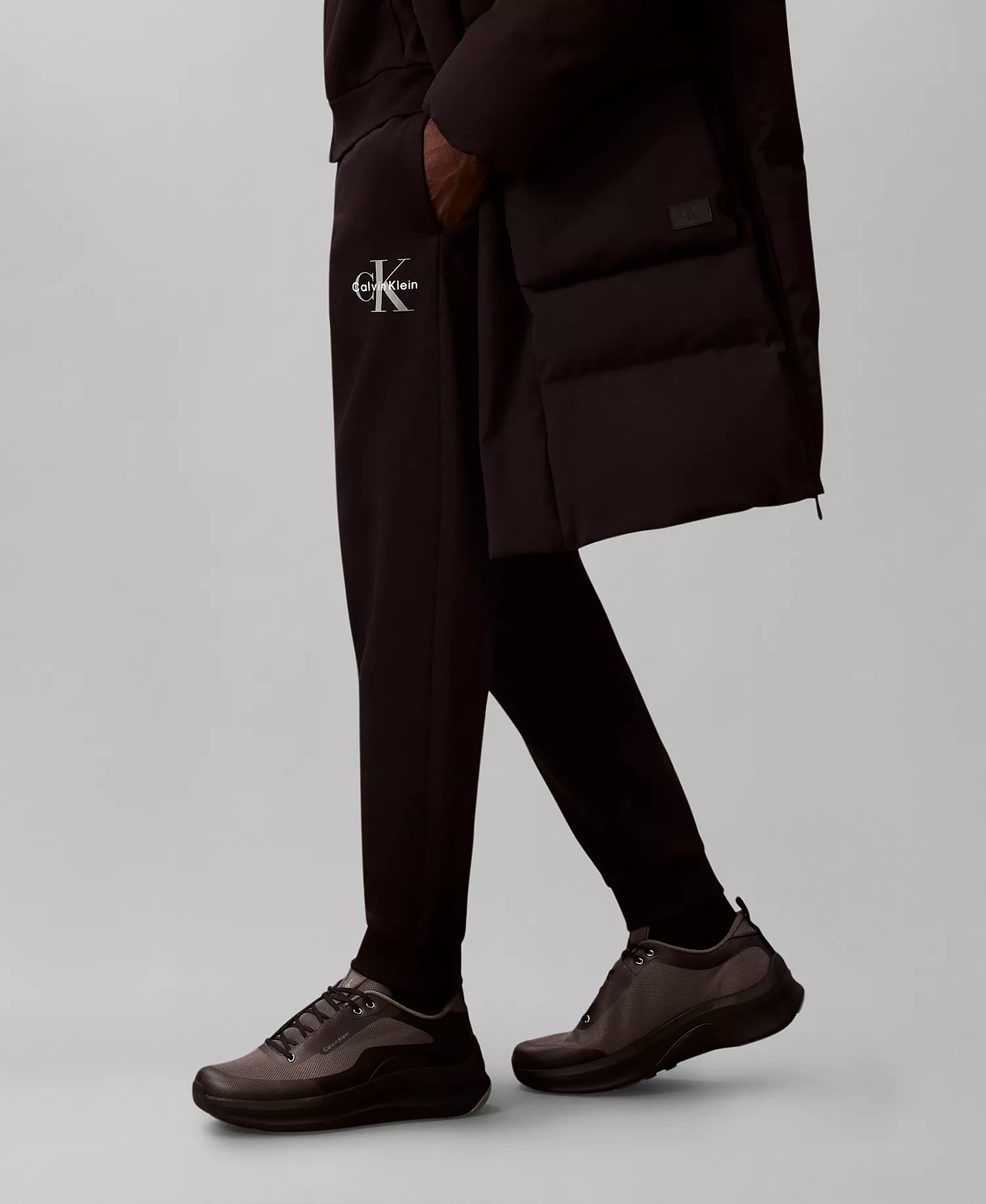 Men's Monogram Logo Fleece Joggers - Black - 2XL