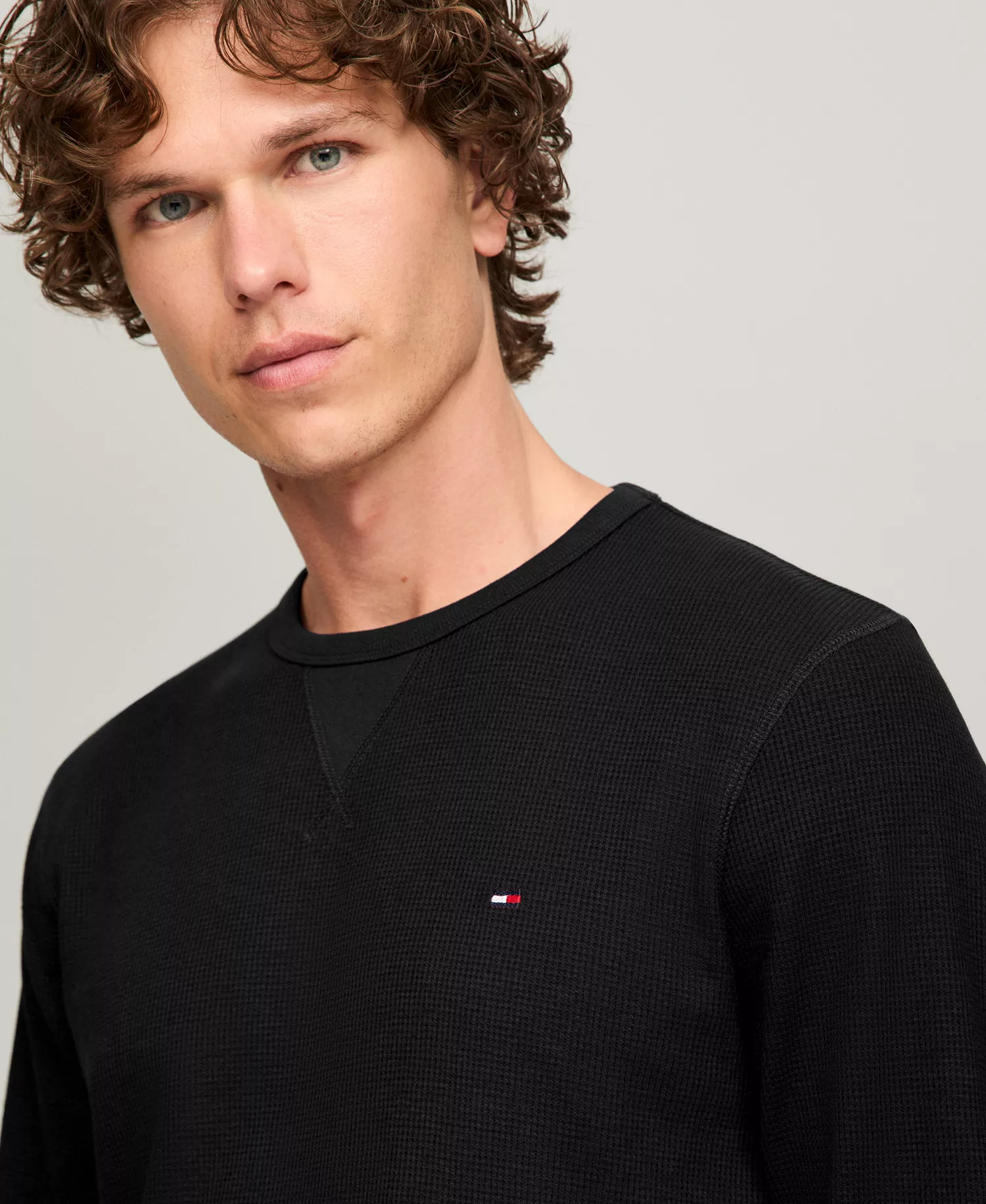 Men's Waffle-Knit Long-Sleeve Crewneck Thermal Top - Black - L