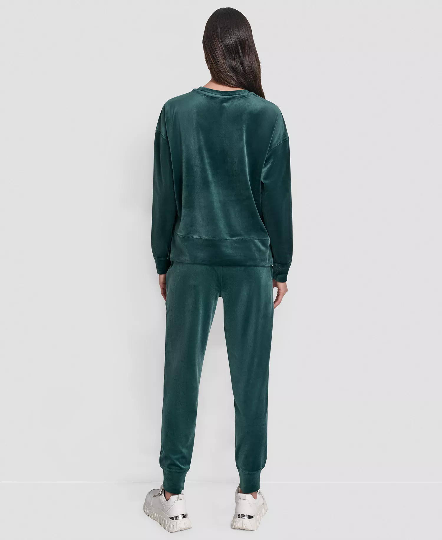 Women's Platinum Velour Crewneck Sweatshirt - Cool Pine - M