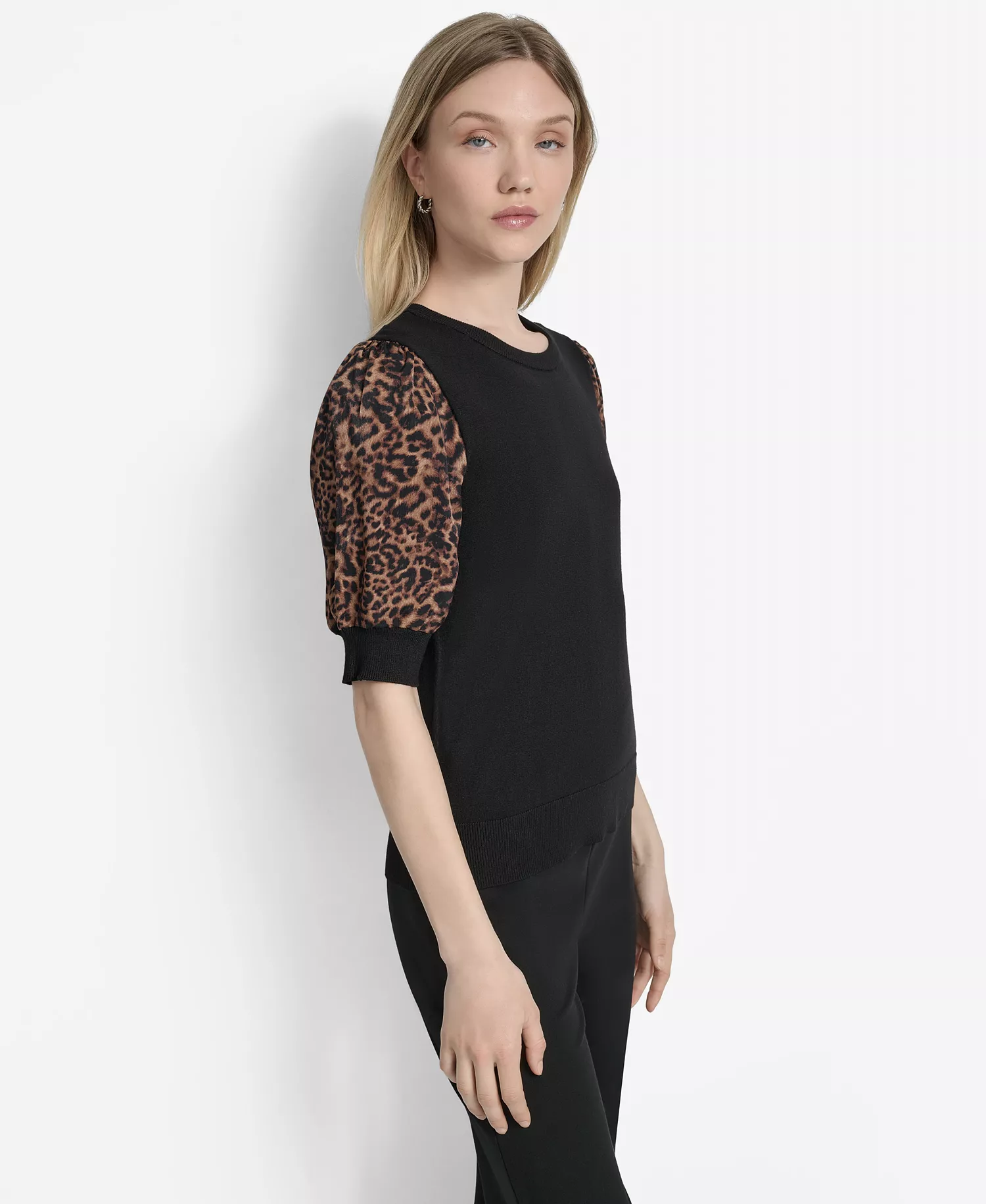 Women's Mixed-Media Printed-Sleeve Top - Black/compact Cheetah - L