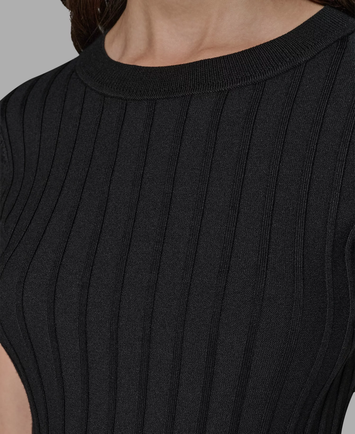 Women's Short Sleeve Sweater Knit Top - Black - L