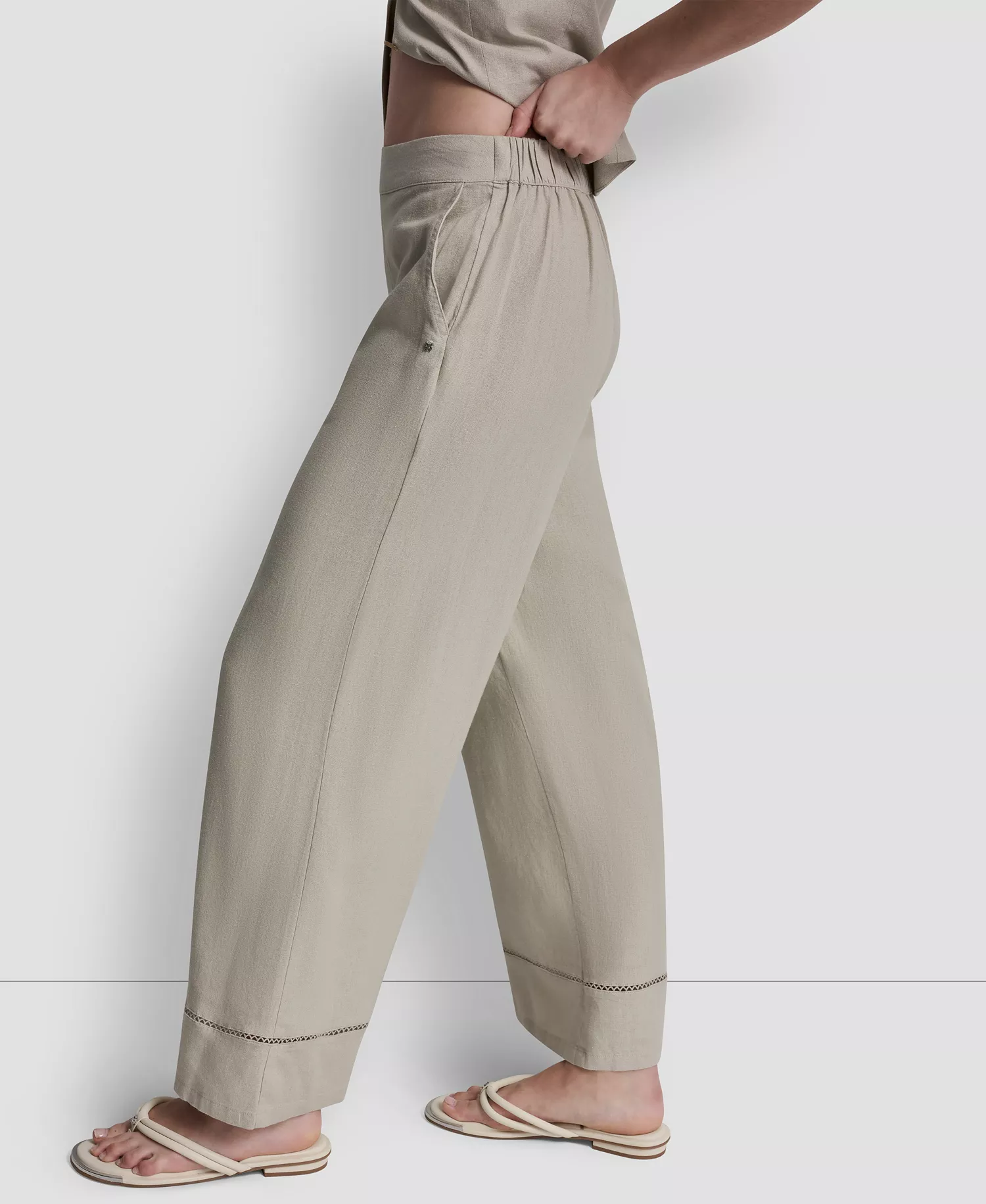Women's High Rise Linen-Blend Pull-On Wide Leg Ankle Pants - Ivory - L