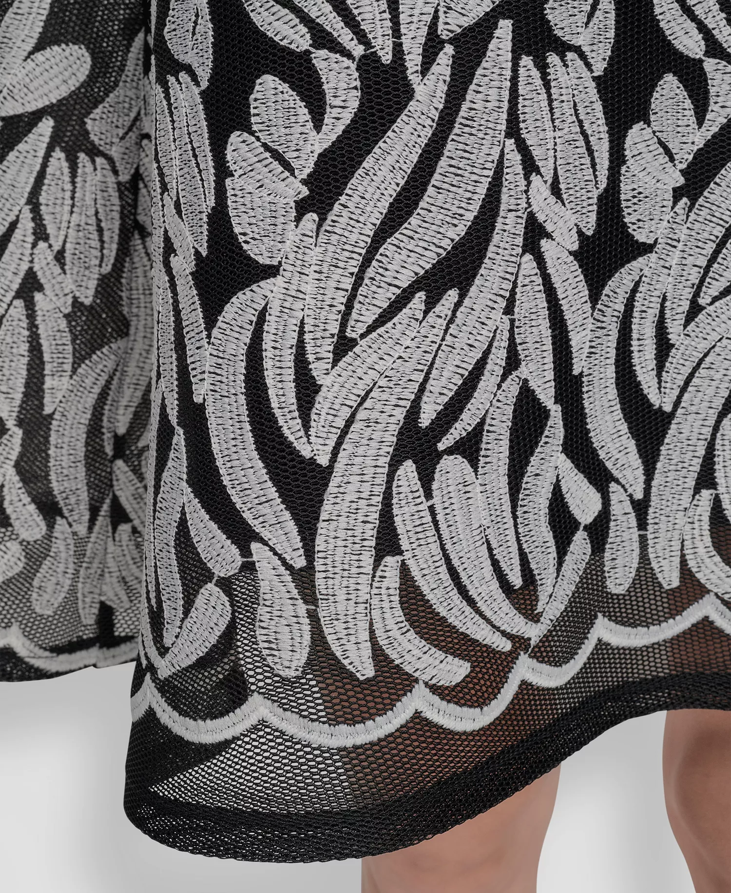 Women's Embroidered Mesh Sleeveless Fit & Flare Dress - Black/Ivory - 10