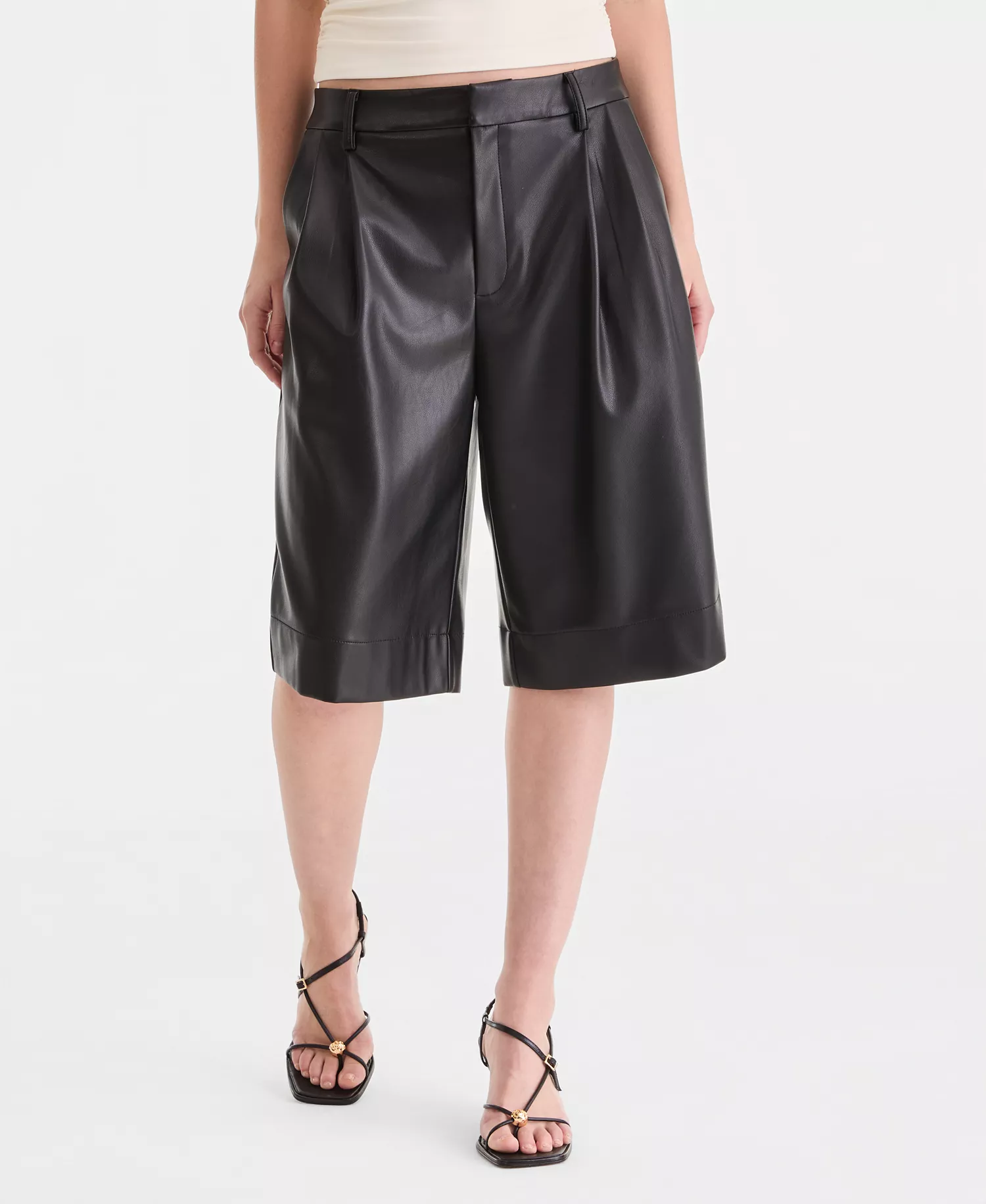 Women's Faux-Leather Pleated Bermuda Shorts, Macy's Exclusive - Deep Black - L