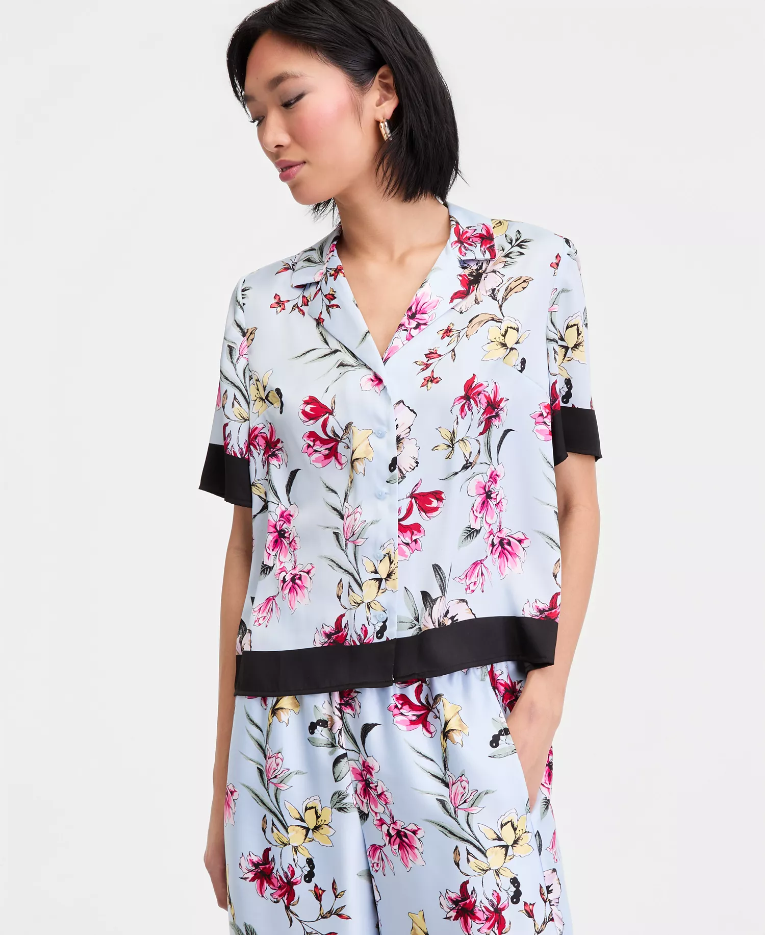 Women's Short-Sleeve Printed Button-Down Shirt, Macy's Exclusive  - Seela Border - L