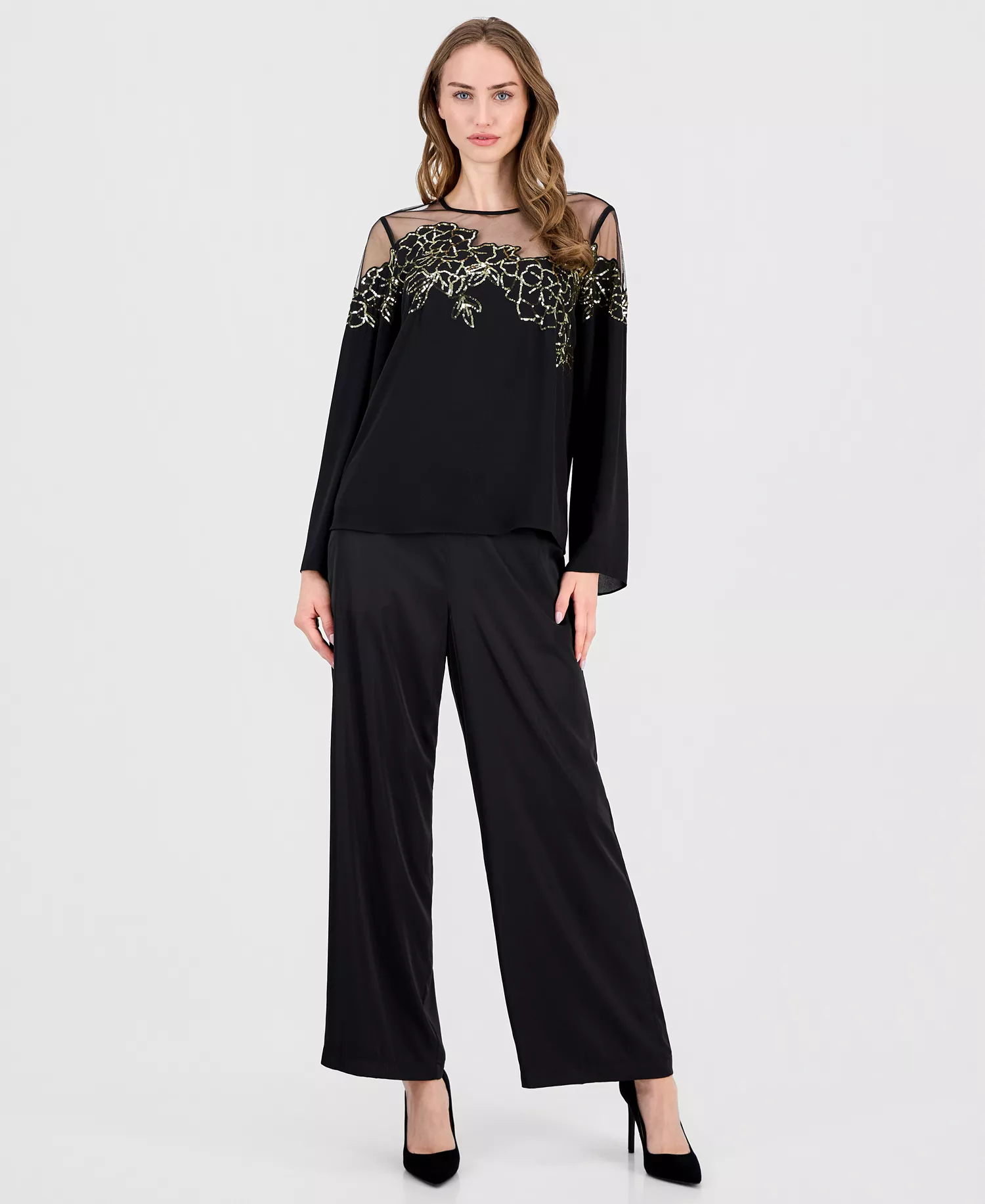 Women's Crewneck Floral Illusion Blouse - Black - M