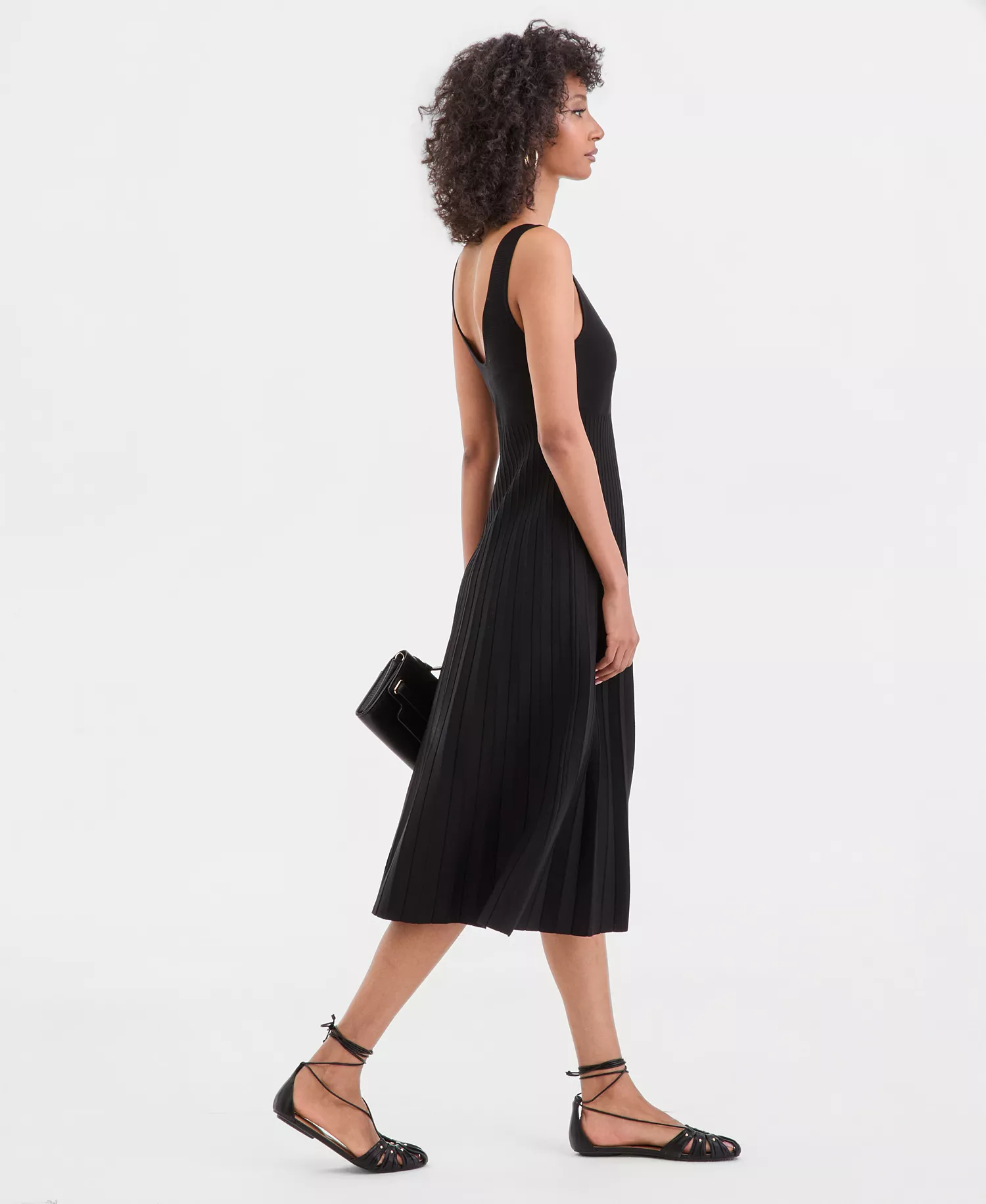 Women's Sleeveless Pleated Sweater Dress, Macy's Exclusive - Deep Black - L