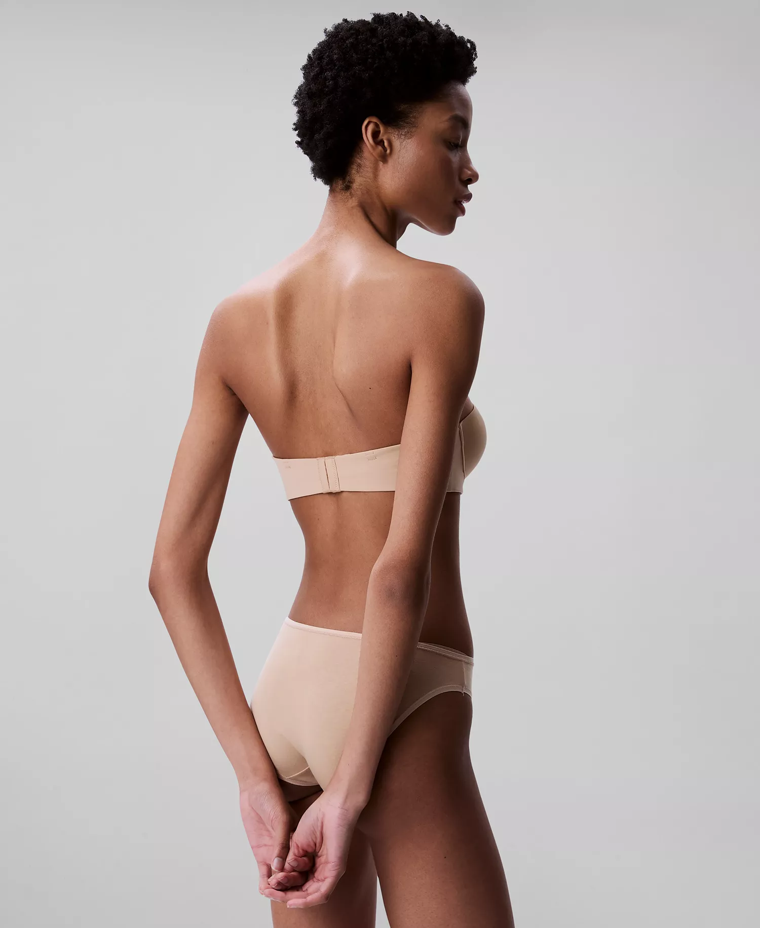 Women's Perfectly Fit Push-Up Strapless Bra QF5677 - Bare (Nude 5) - 30 - A