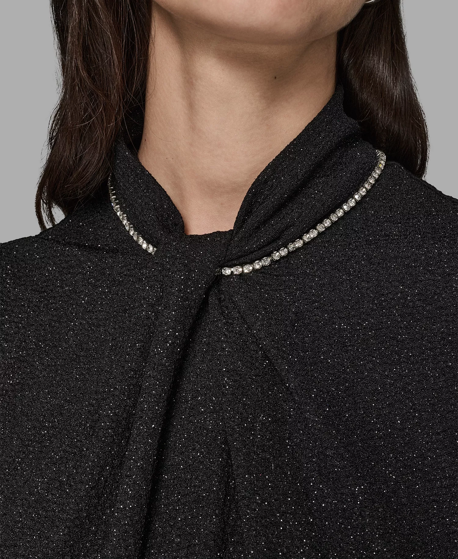 Women's Sleeveless Rhinestone-Collar Knit Top - Black - L