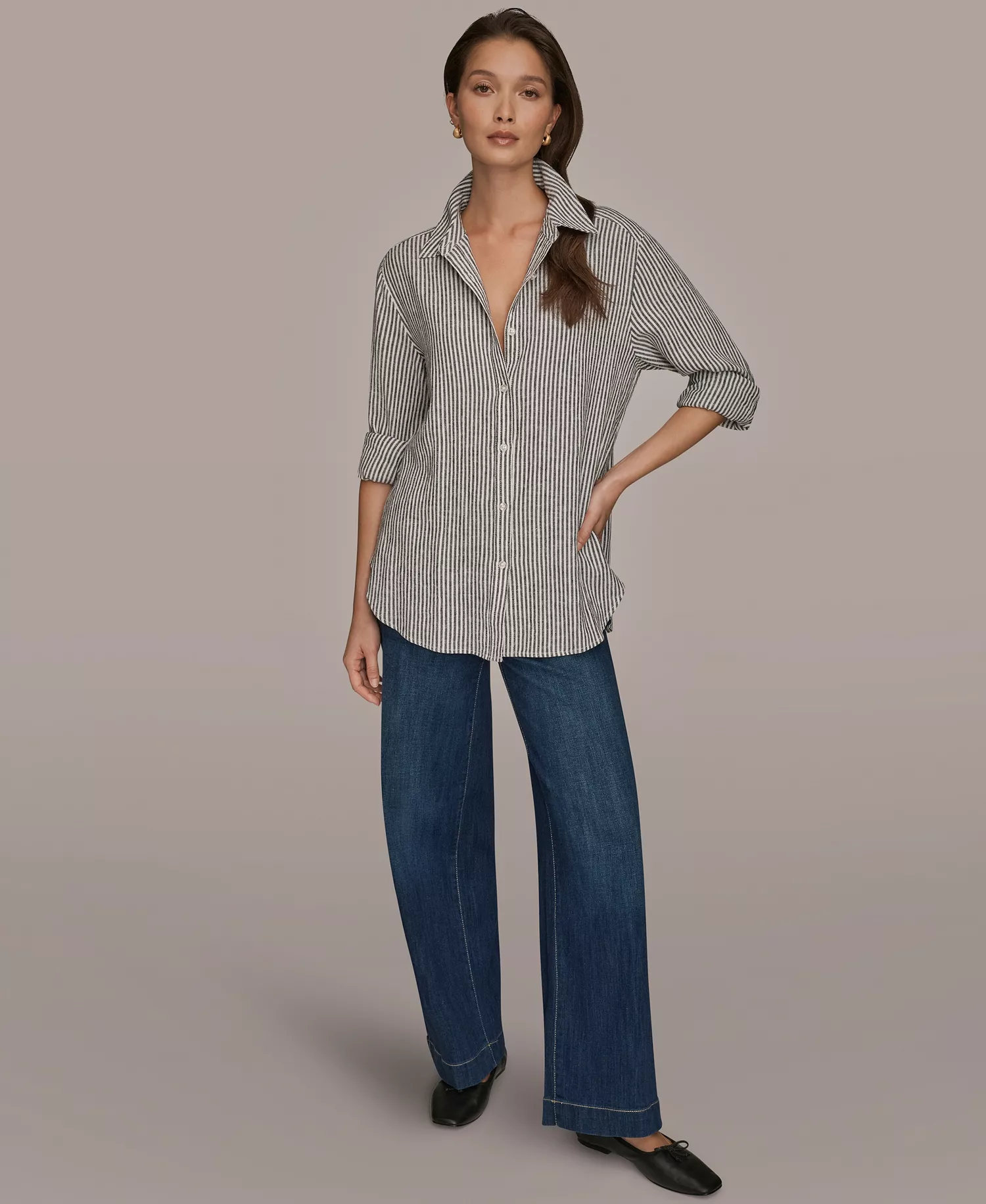 Women's Collared Button Striped Front Shirt - Thin Black Stripe - L