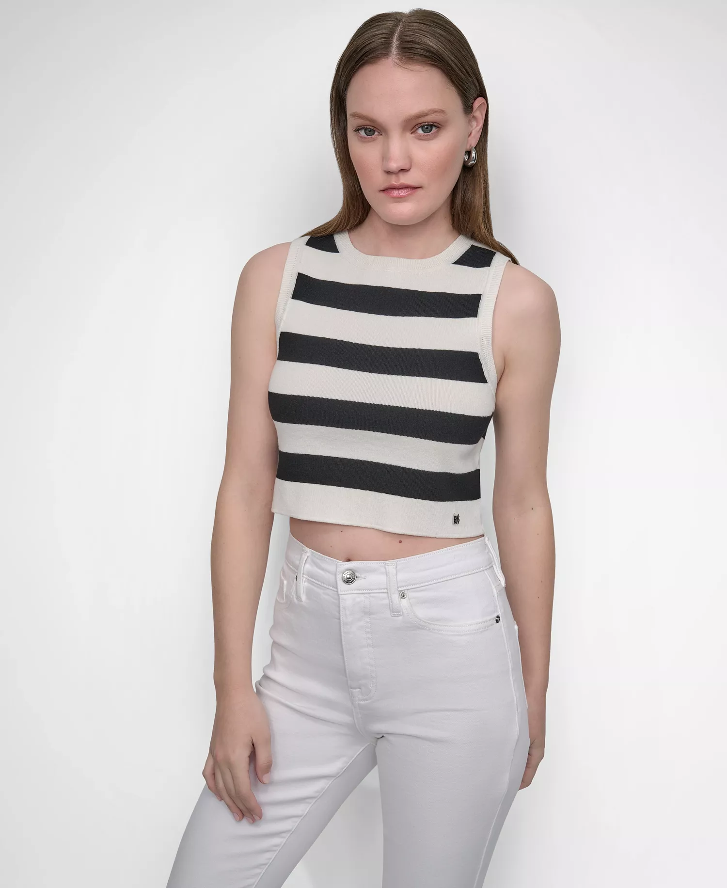 Women's Cropped Sleeveless Sweater - Eggnog/Black - L