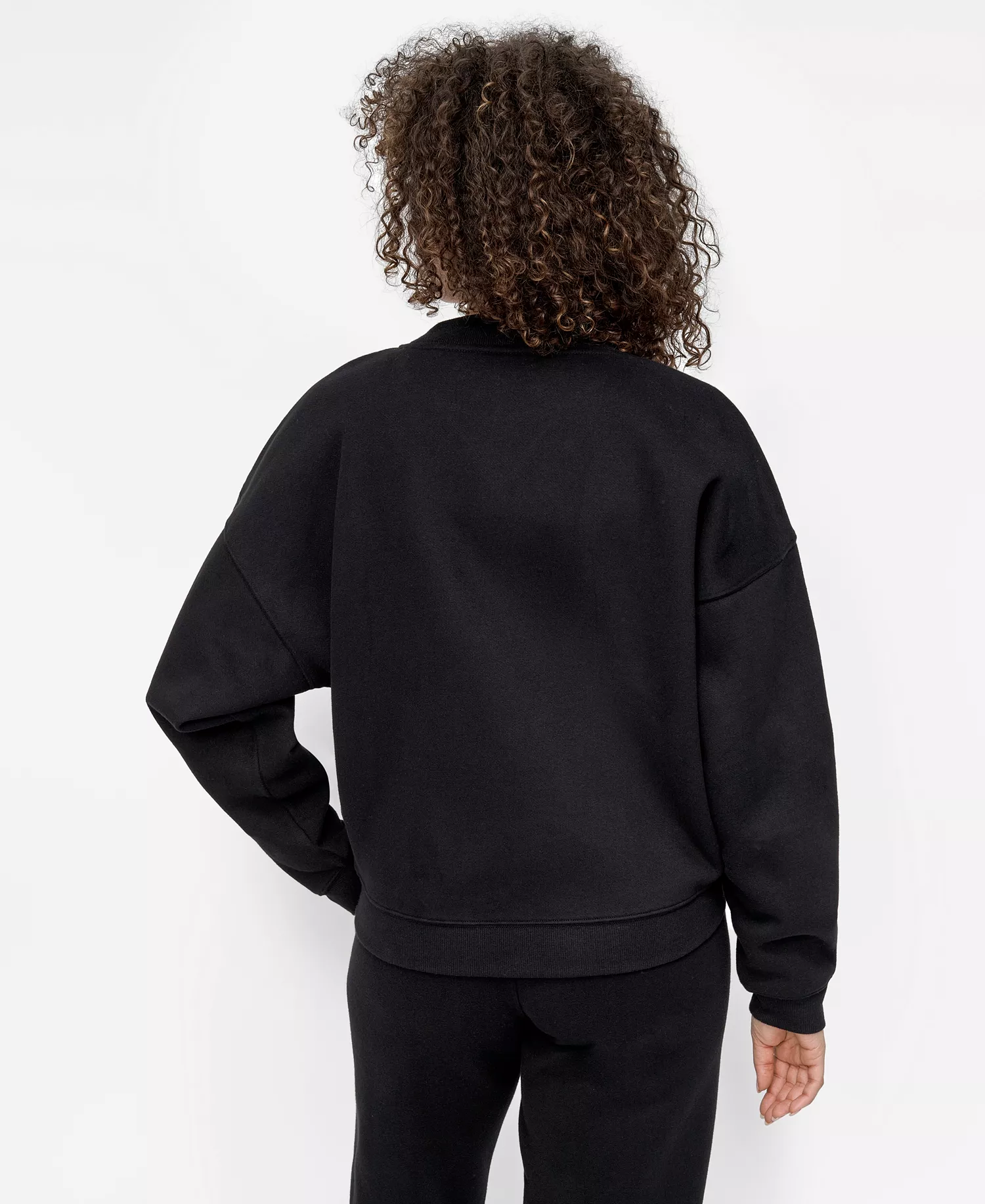 Women's Crew Neck Long Sleeve Sweatshirt - Black - L