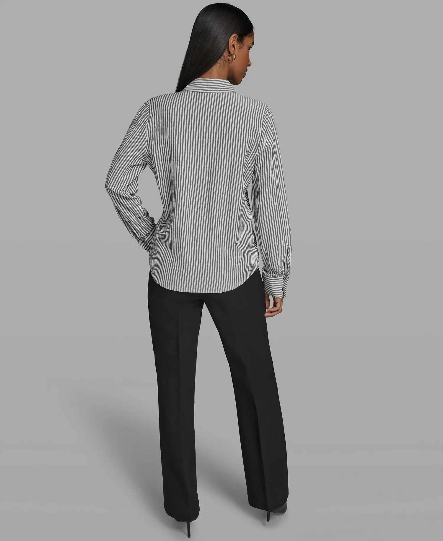 Women's Button-Front Collared Shirt - Black/soft White - L