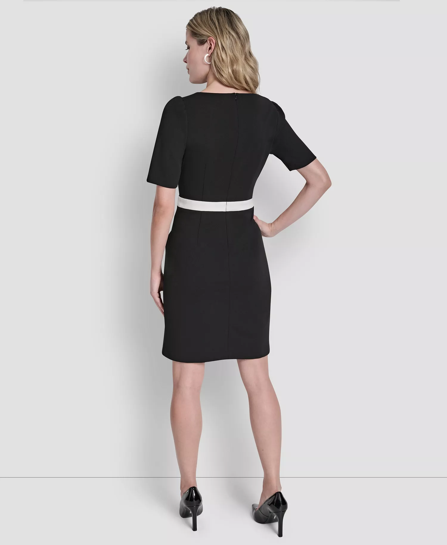 Women's Short-Sleeve Jewel Neck Scuba Crepe Dress - Black/Ivory - 10