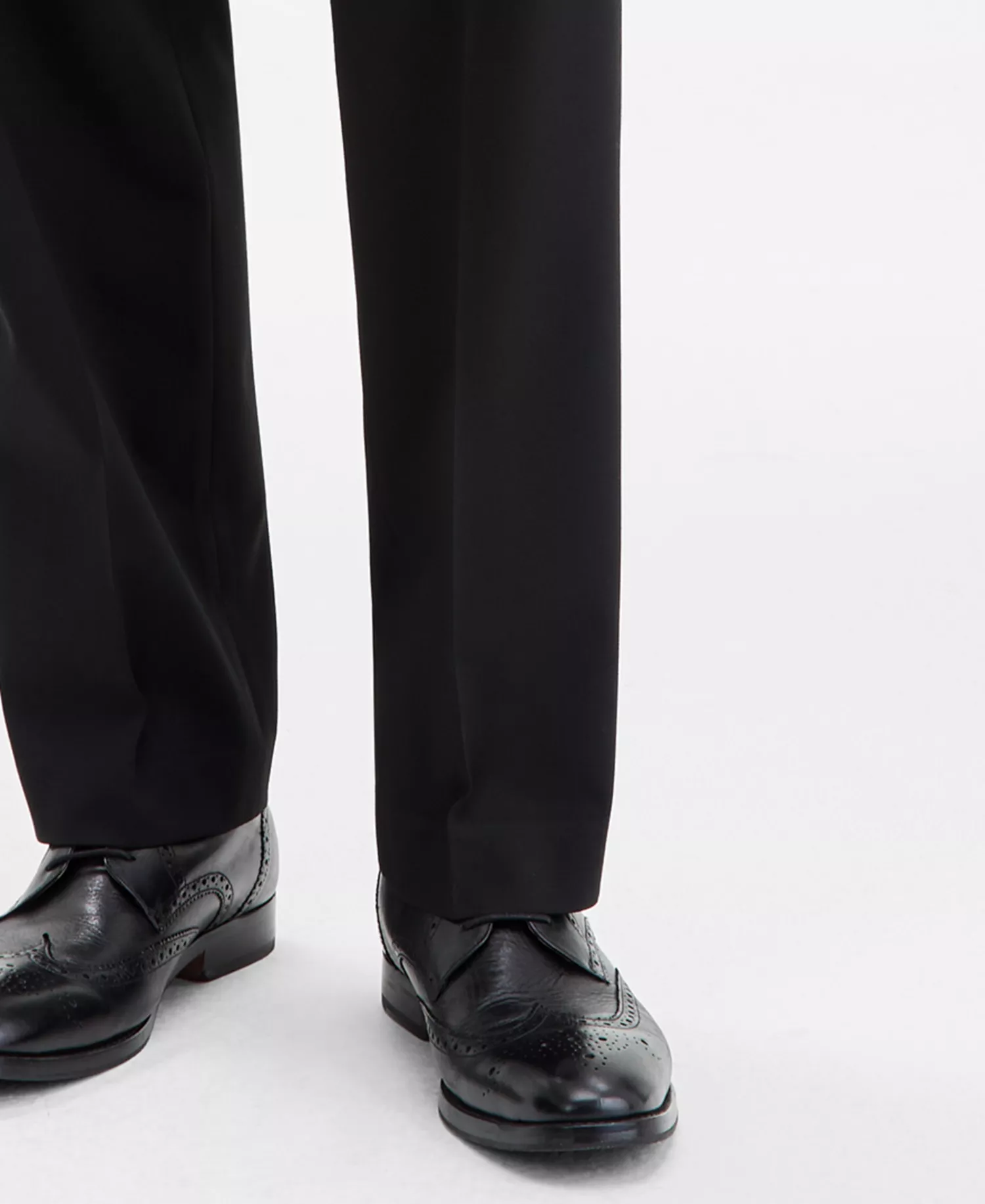 Men's Modern-Fit Dean Solid Pants - Black - 29 - 34