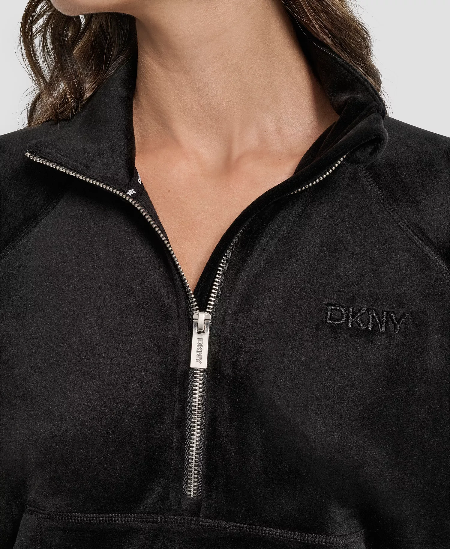 Women's Platinum Velour Embroidered Logo Sweatshirt - Black - L