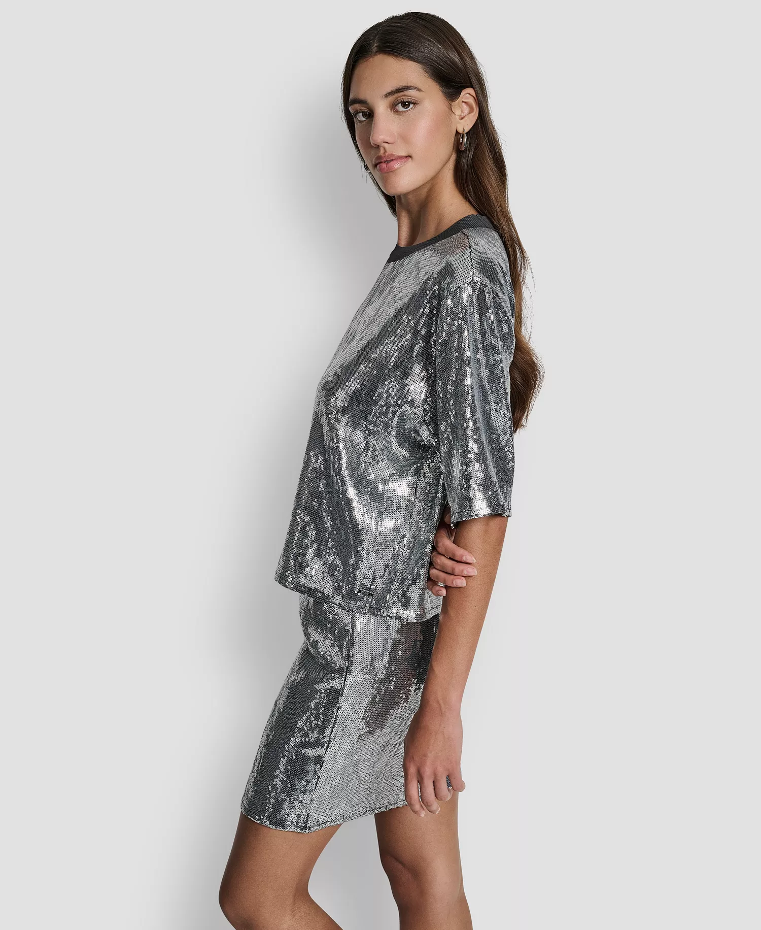 Women's Sequins Crewneck Boxy Short-Sleeve Relaxed T-Shirt - Black/Silver - L
