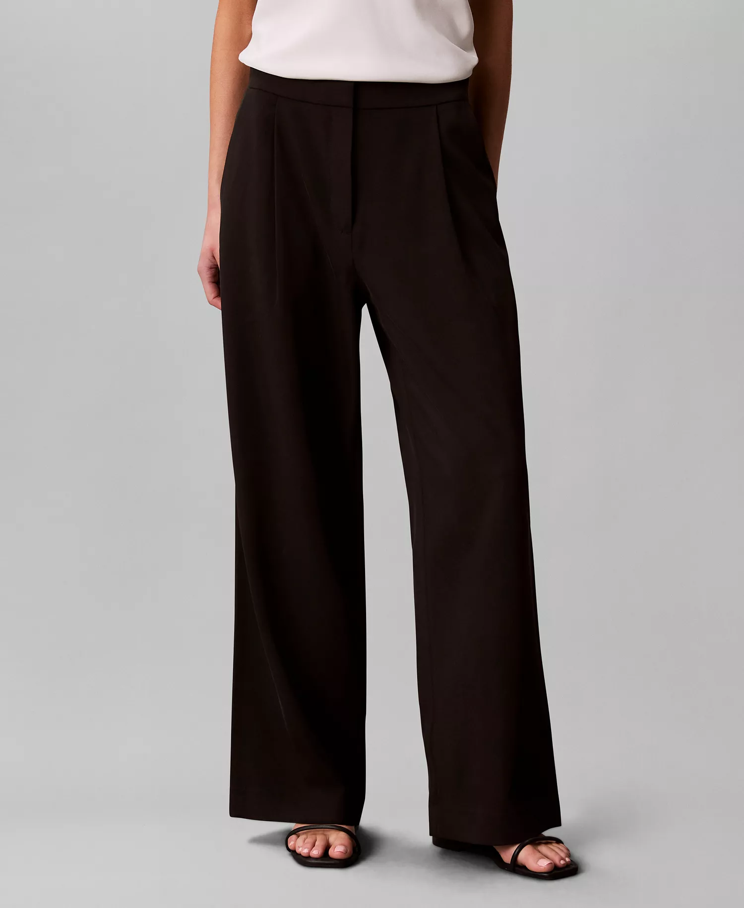 Women's Good Hero Zip-Fly Pants - Black - L