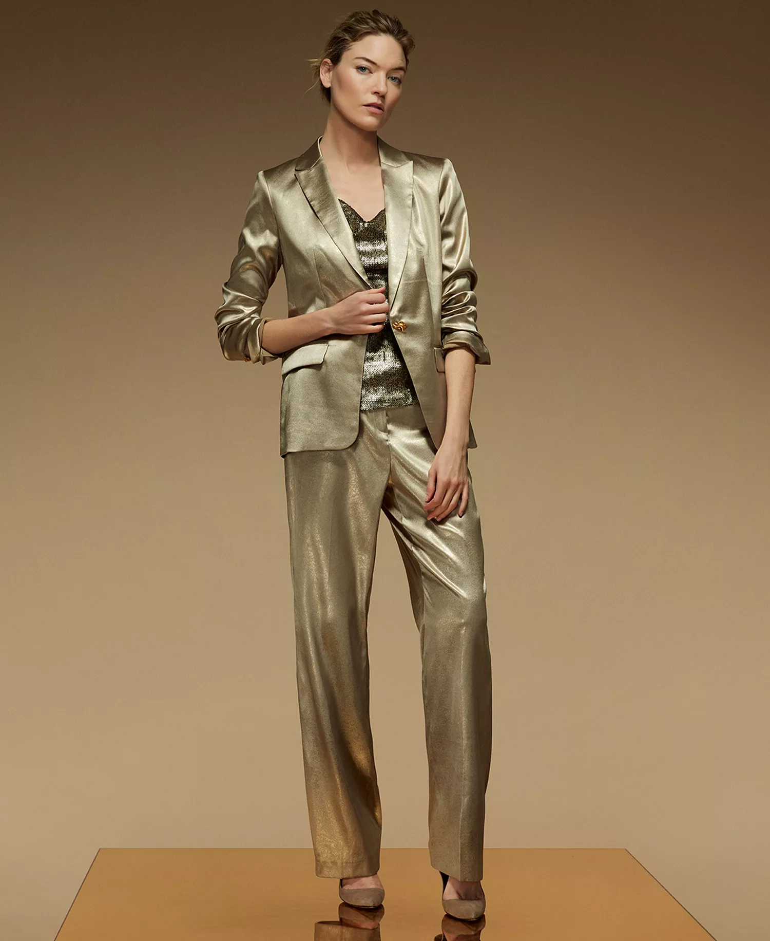 Women's Metallic One-Button Blazer and Novelty Straight-Leg Mid-Rise Pants - Fawn/Gold - 12