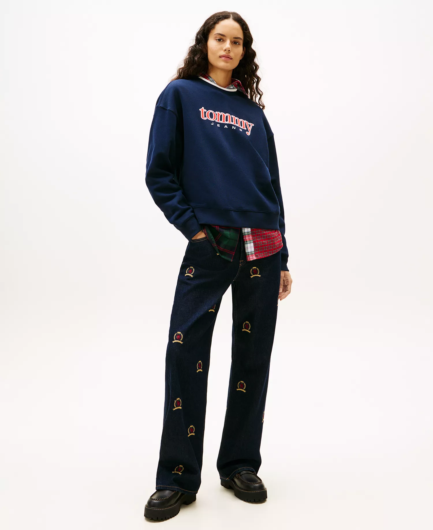 Women's Boxy Tommy Applique Crewneck Sweatshirt - Dark Night Navy - L