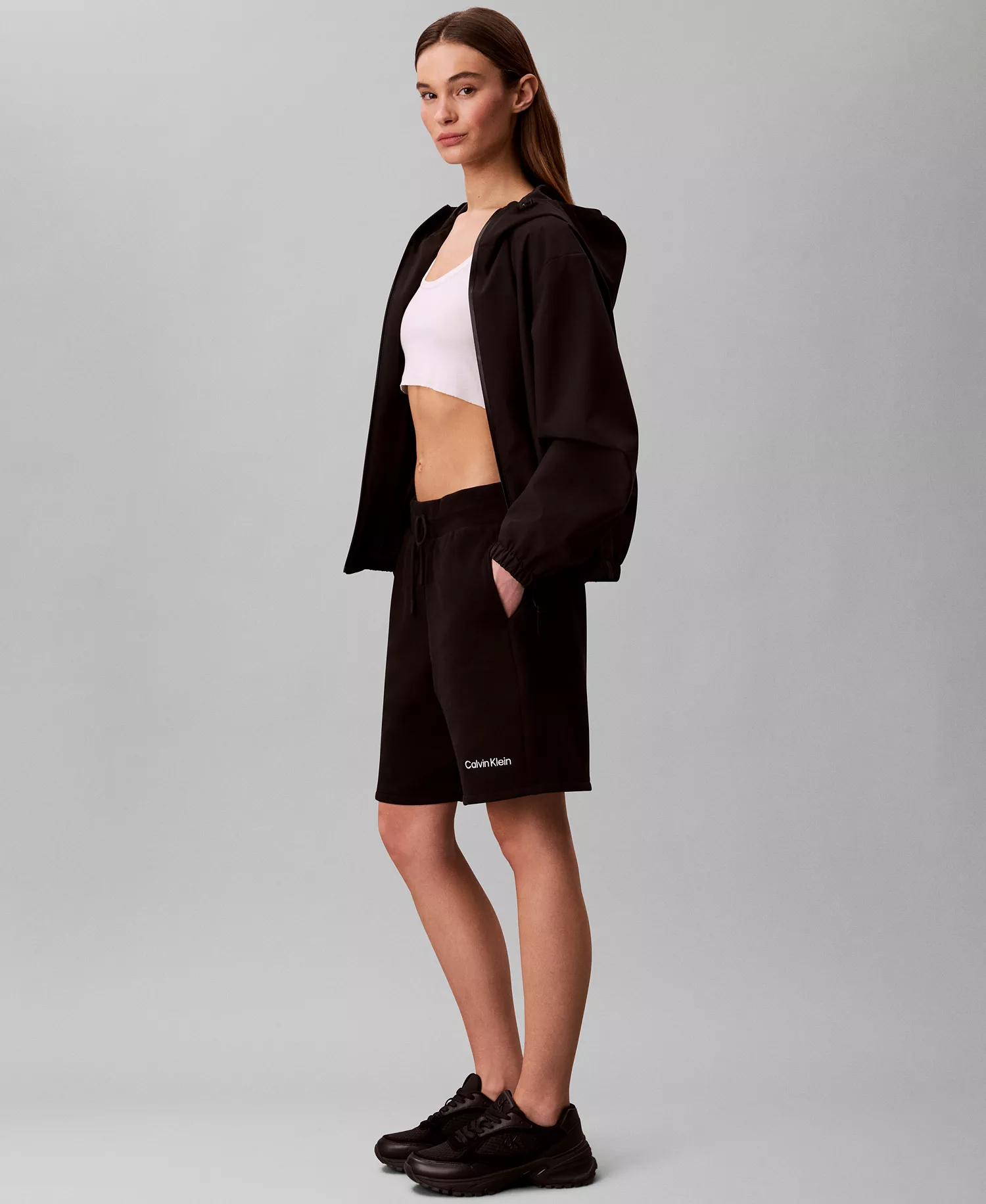 Women's Fleece Mid-Rise Shorts - Black - L