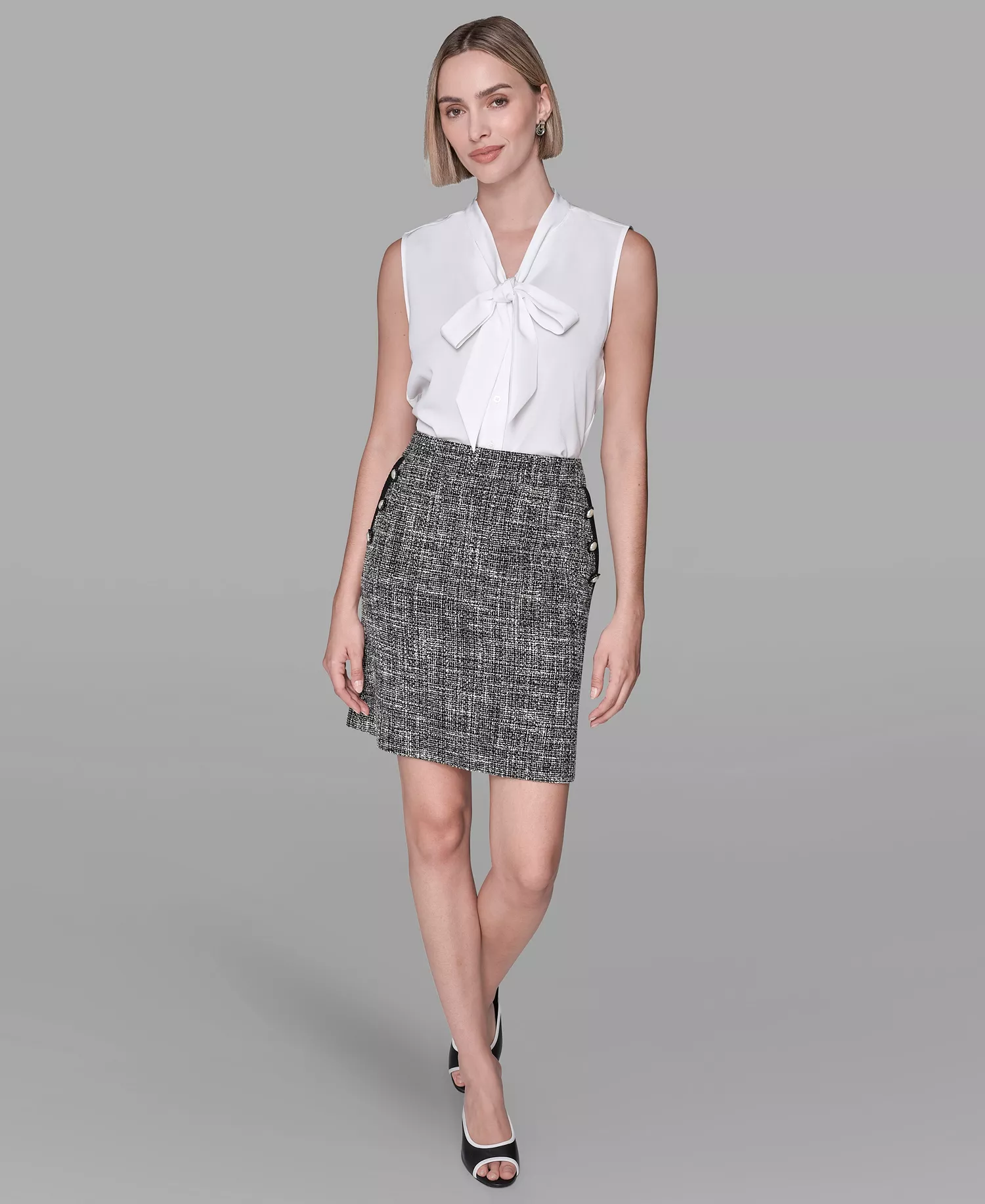 Women's Back Invisible Zipper Mini Skirt - Black/Soft White - 0