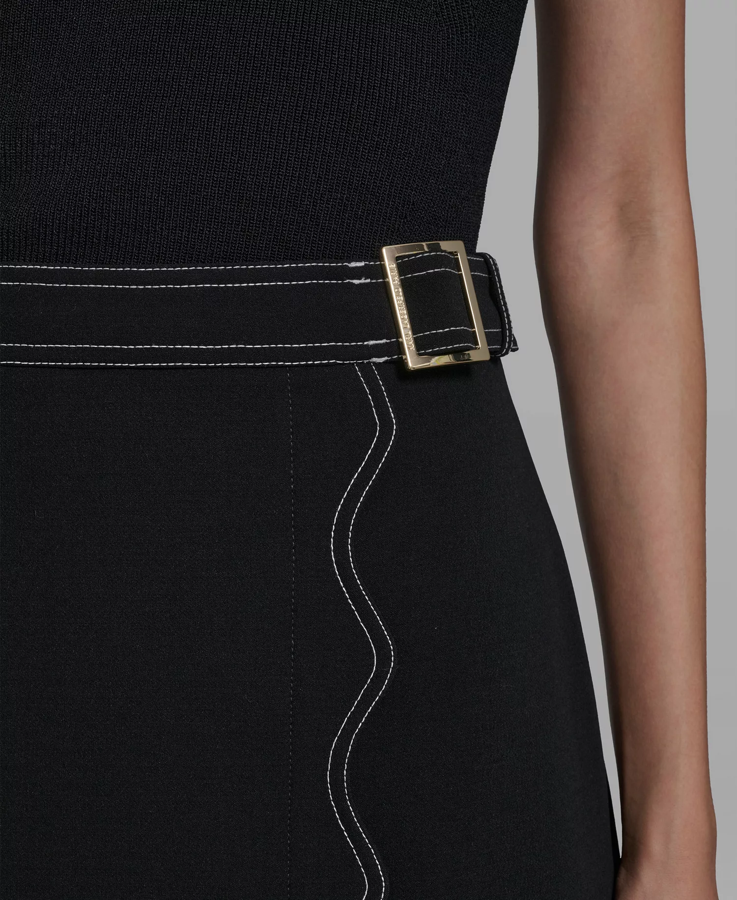 Women's Scallop Trim Skirt - Black - 0