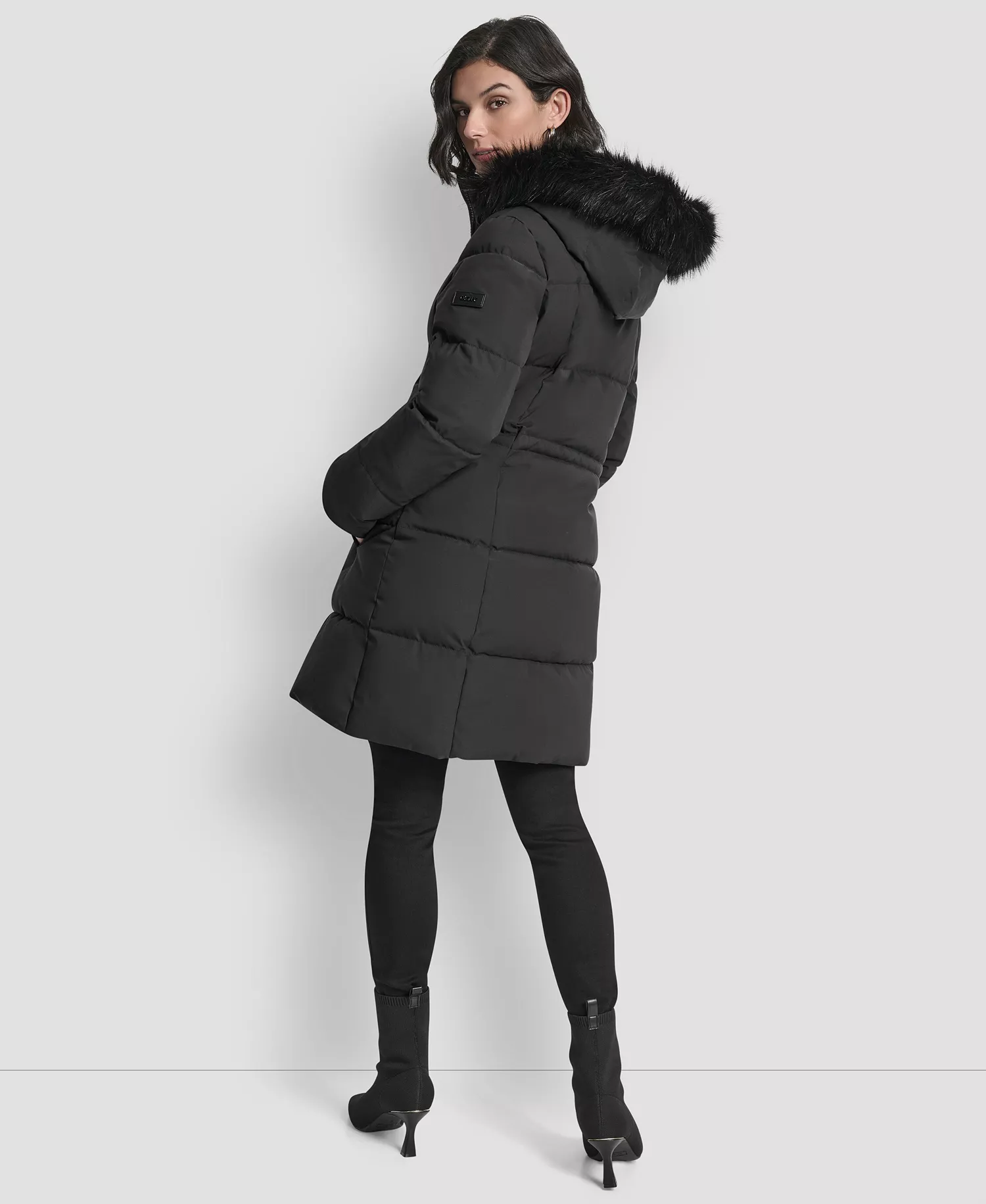 Women's Hooded Zipper Puffer Coat - Black - L