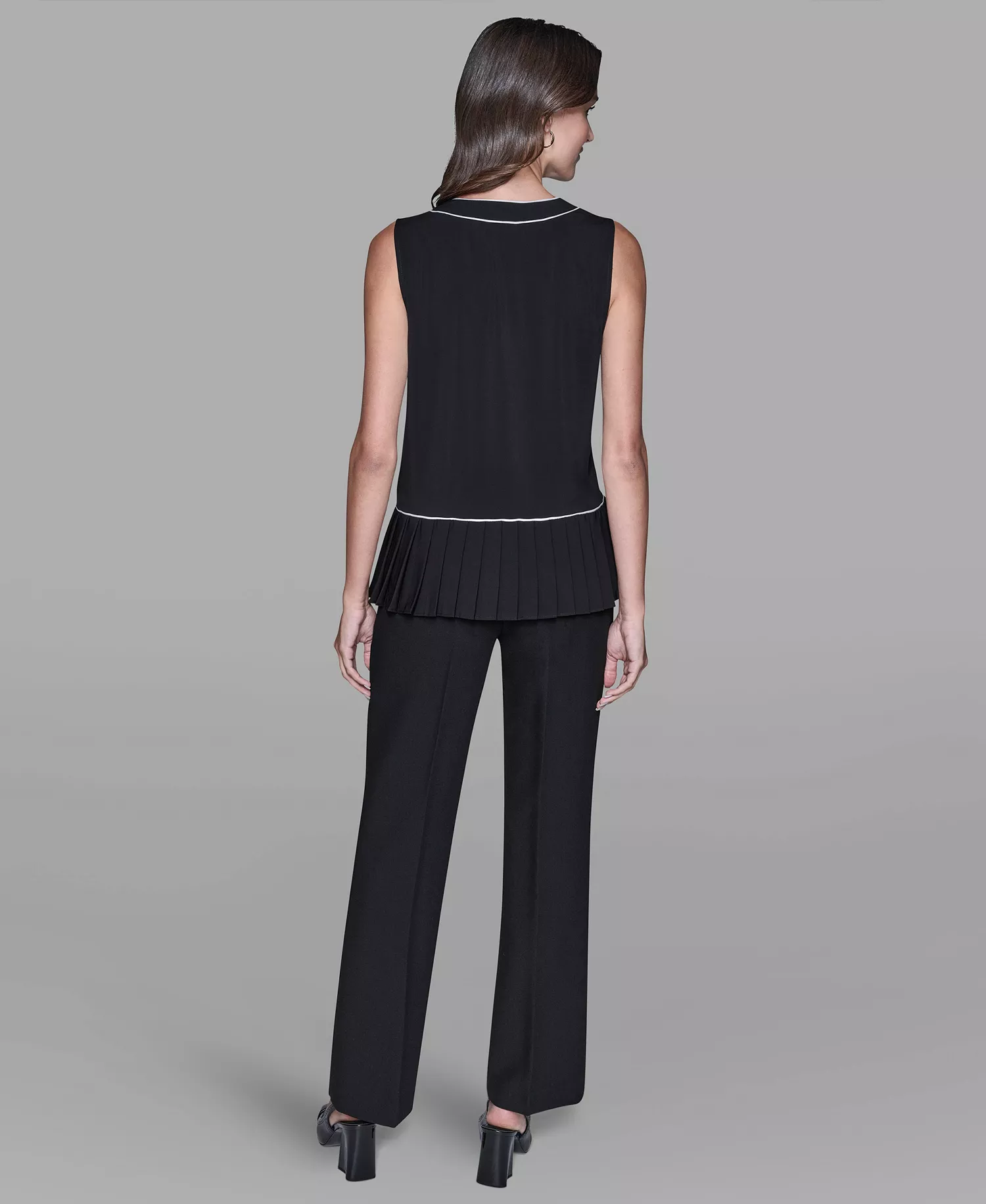 Women's Pleated Detail Sleeveless Top - Black/Soft White - L