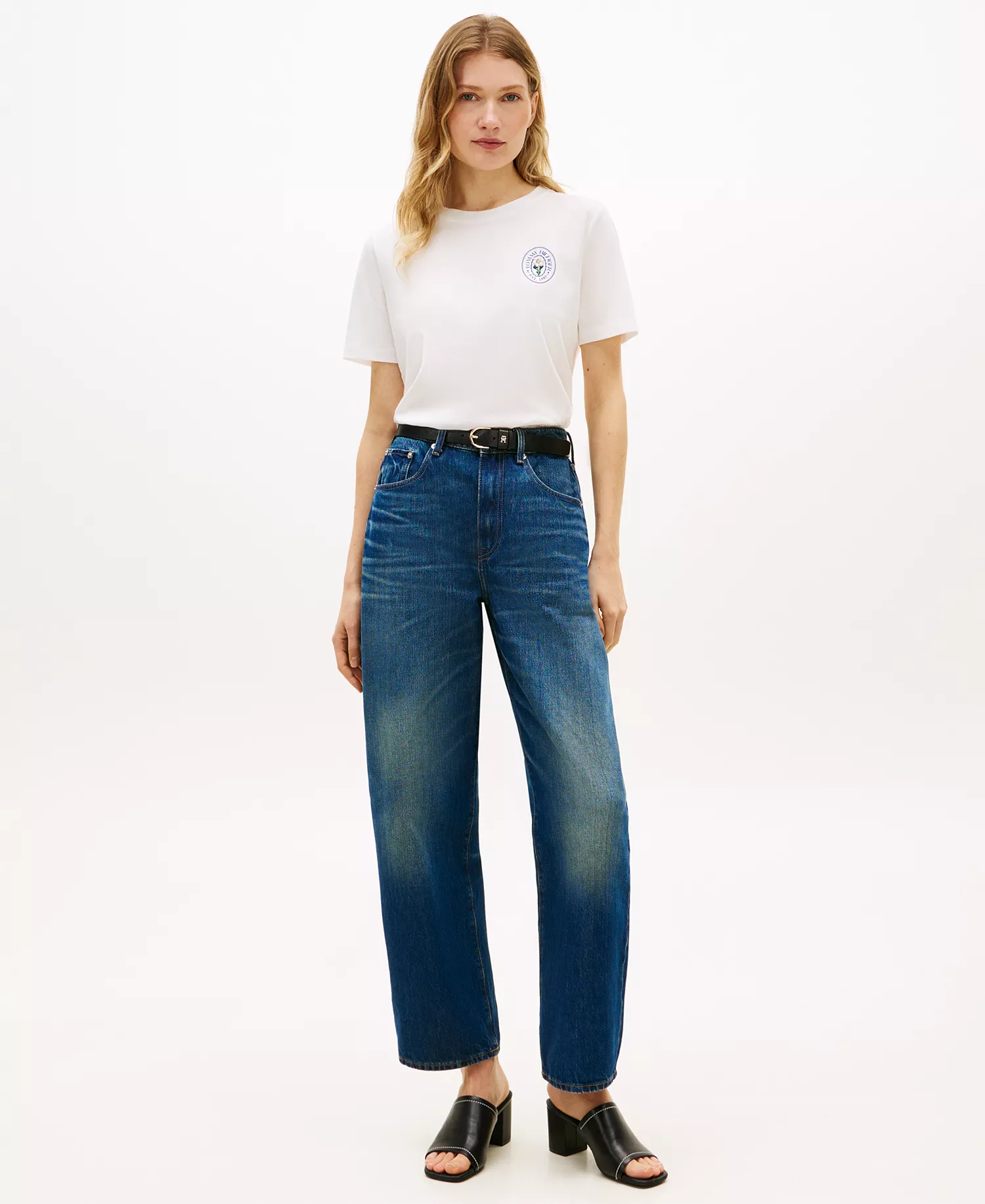 Women's Graphic Logo T-Shirt - Ecru - L