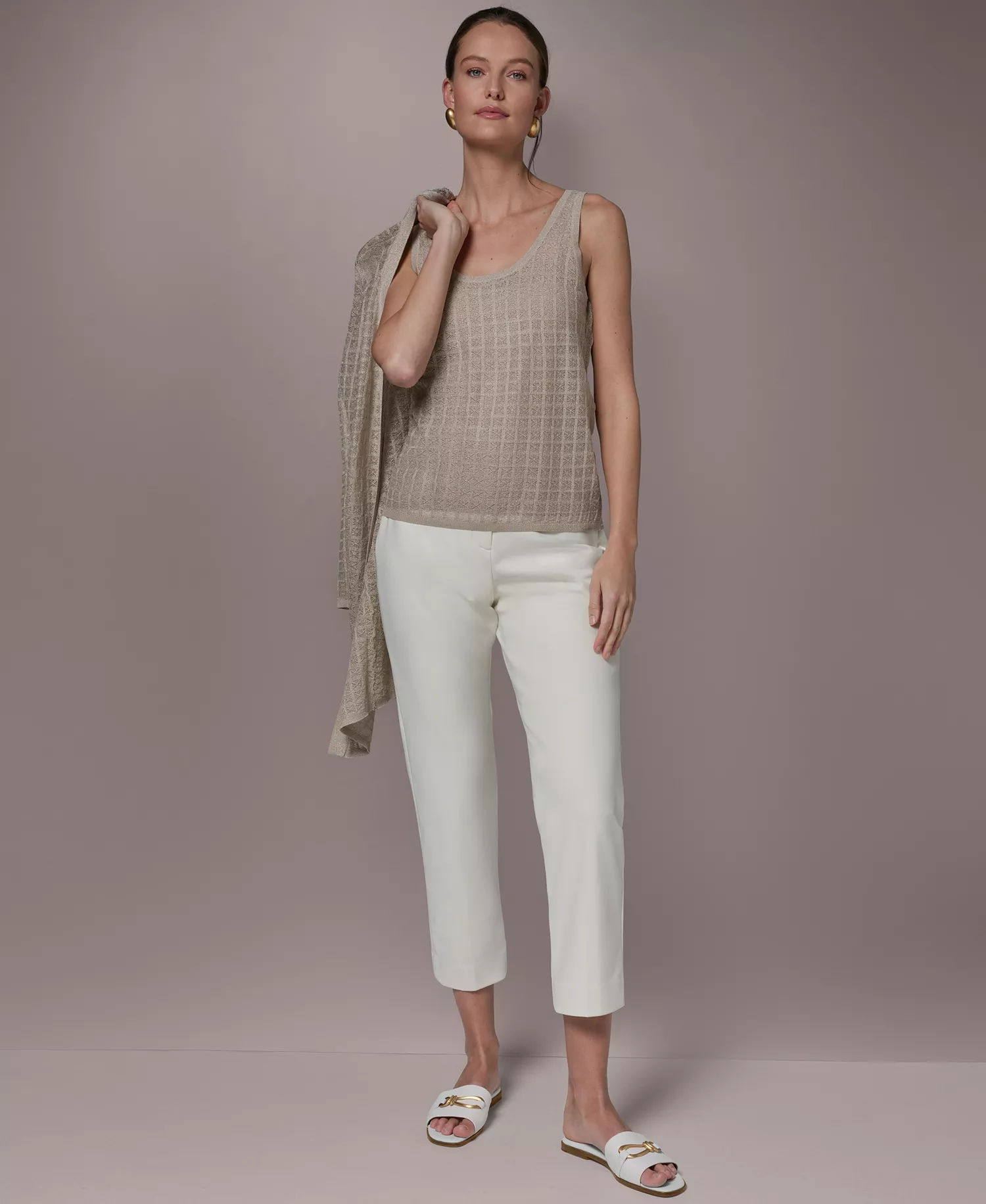 Women's Grid Pattern Sleeveless Sweater - Tuscan Gray - L