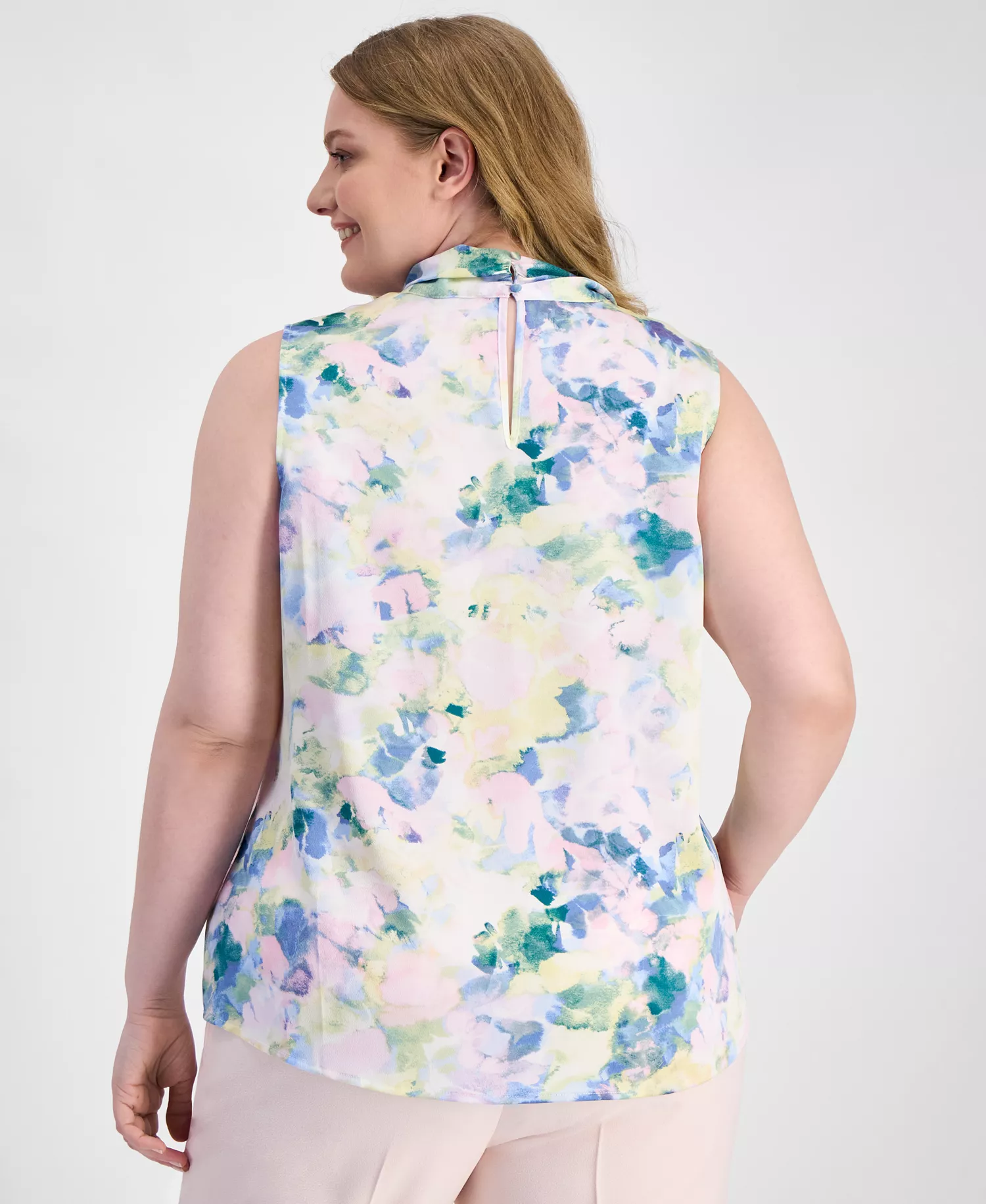 Plus Size Printed Tie-Neck Sleeveless Blouse  - Blush Butt - 1X