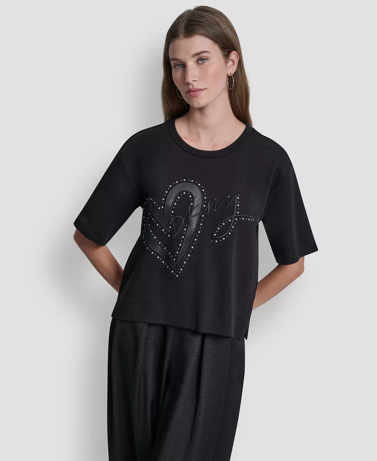 Women's Short-Sleeve Heart Script Logo Crew Neck Shirt - Black - L