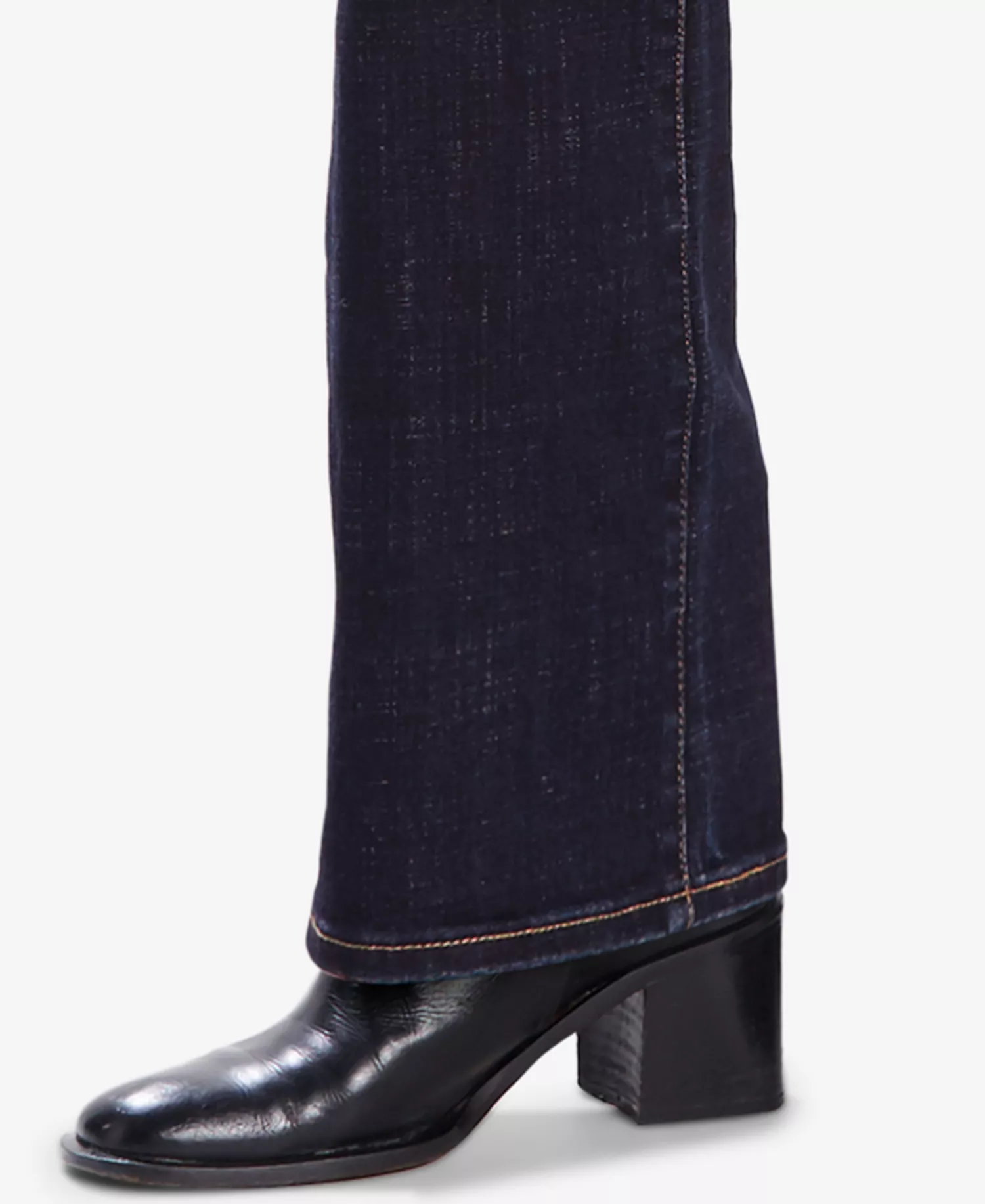 Women's Casual Classic Mid Rise Bootcut Jeans - Island Rinse - 10