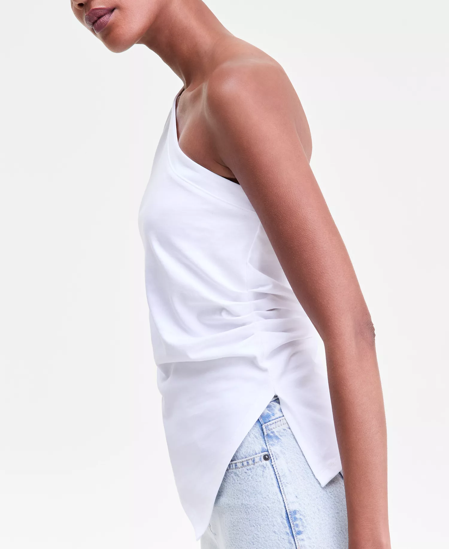 Women's Sleeveless One-Shoulder Asymmetrical Hem Top, Macy's Exclusive - Bright White - M