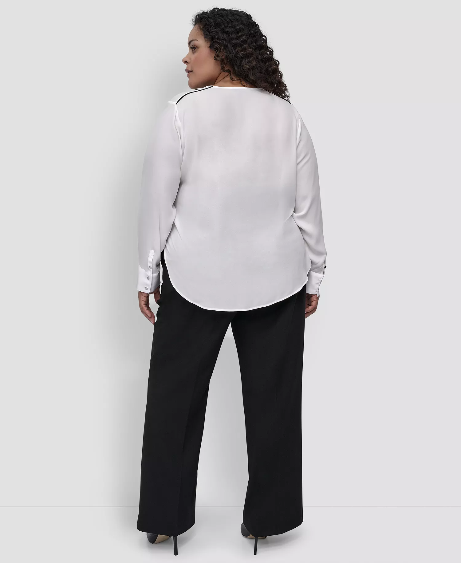 Plus Size Contrast-Trim Long-Sleeve Blouse - Linen White/Black - 1X