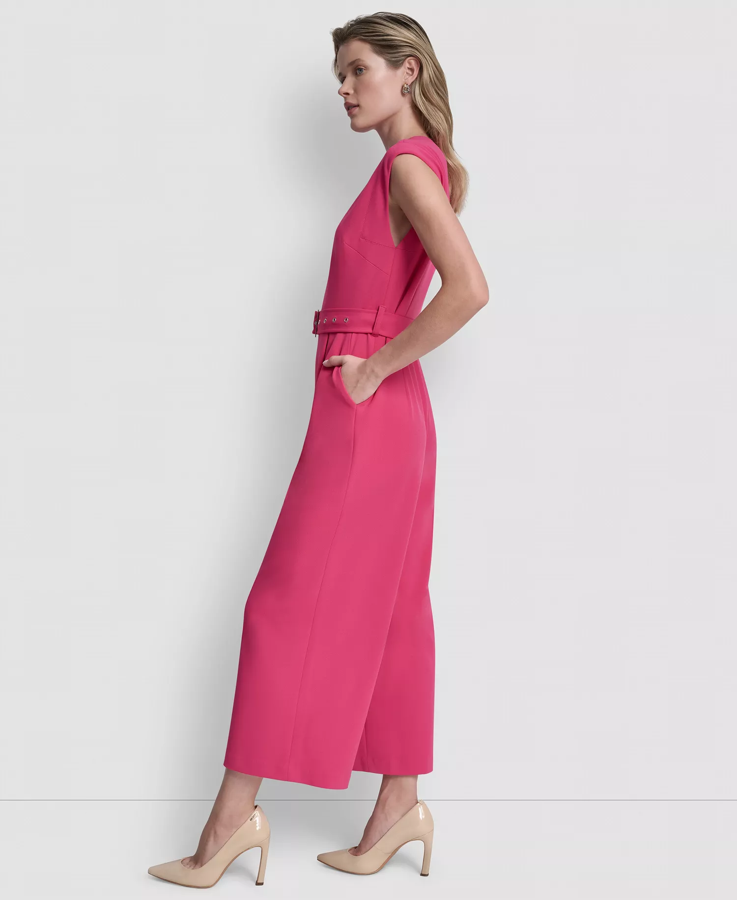 Women's Cap-Sleeve Jewel Neck Cropped Jumpsuit - Hot Pink - 10