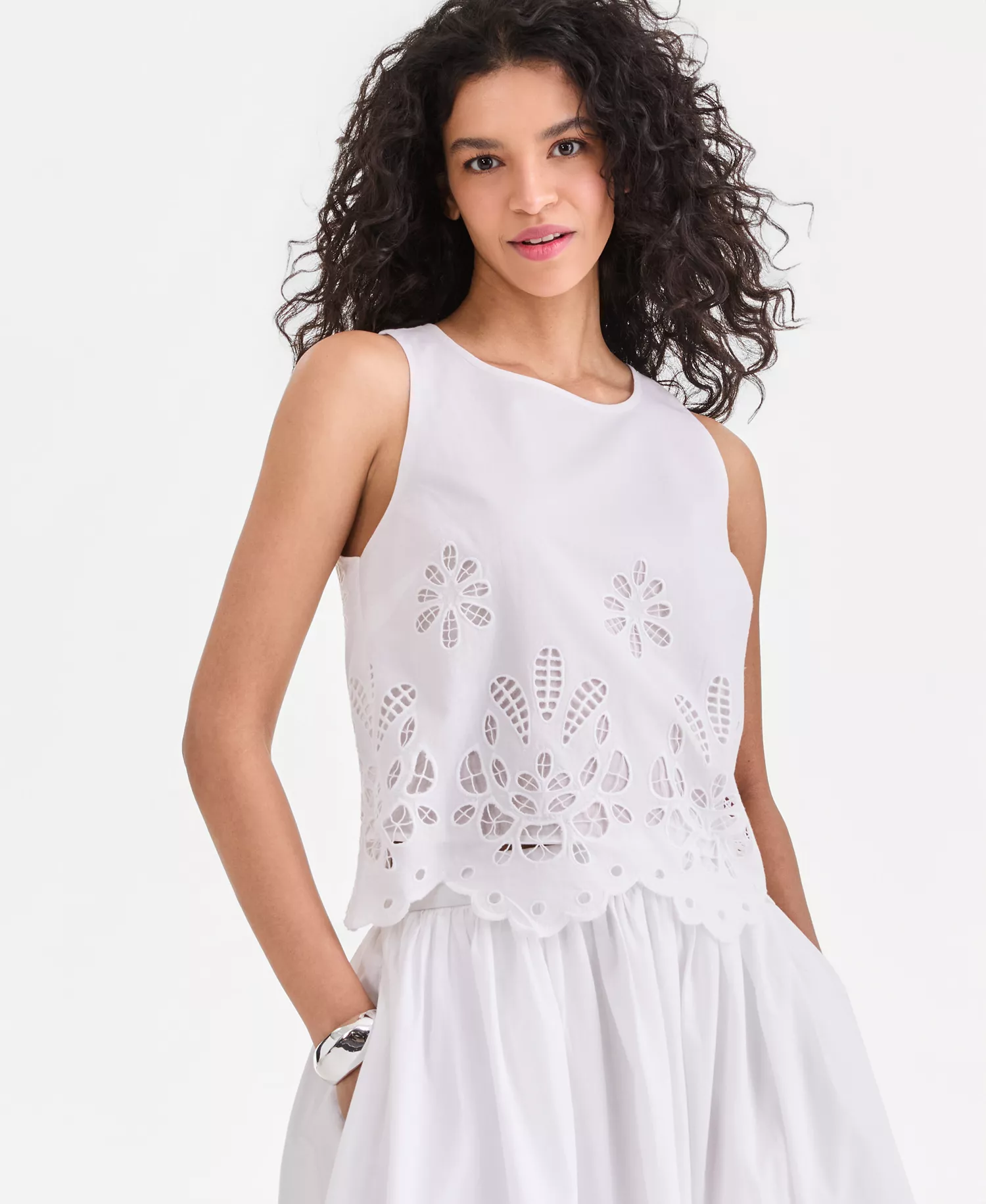Women's Cotton Eyelet Lace Sleeveless Top, Macy's Exclusive - Bright White - L