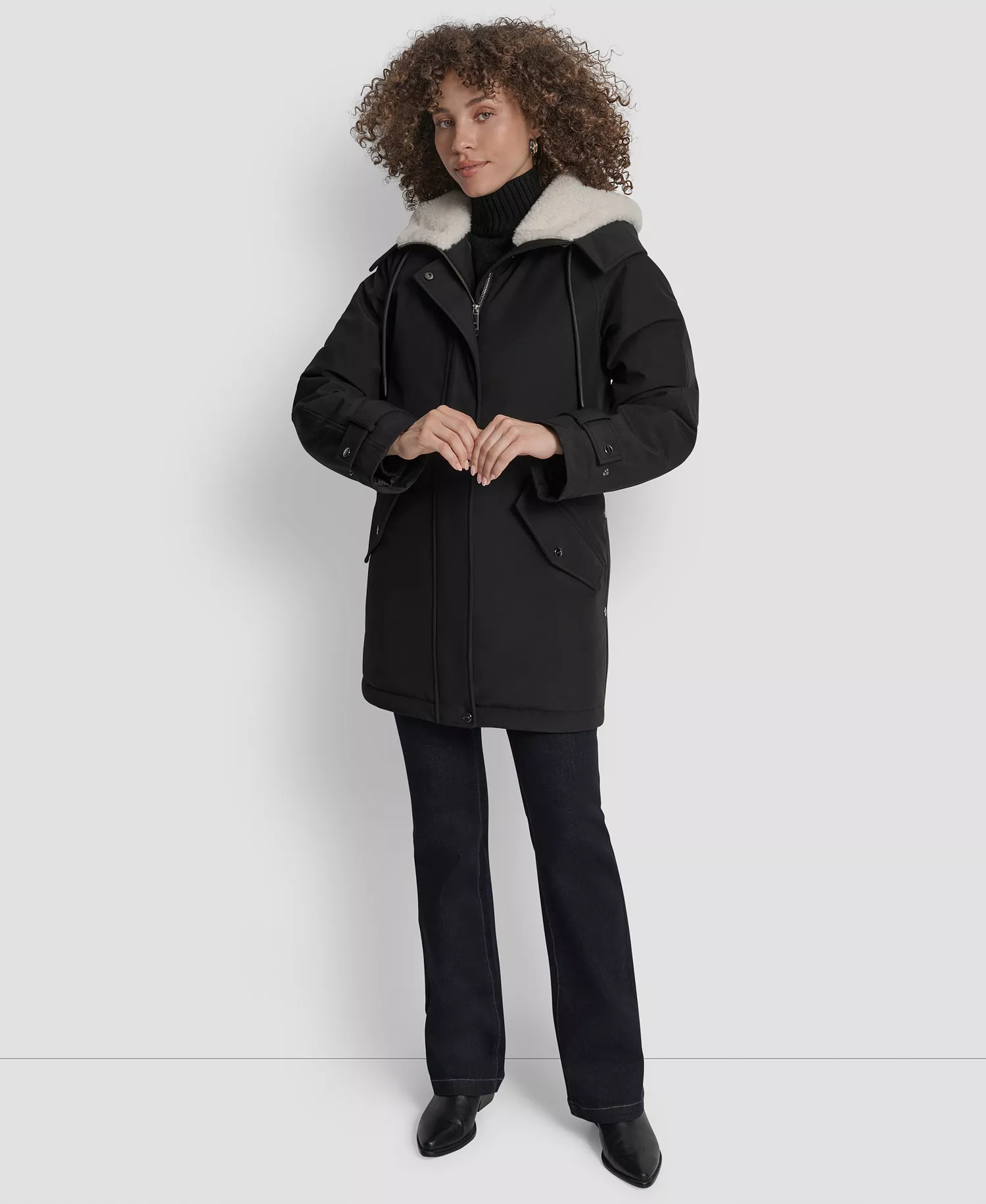 Women's Faux-Fur-Lined Hooded Softshell Coat - Black - L