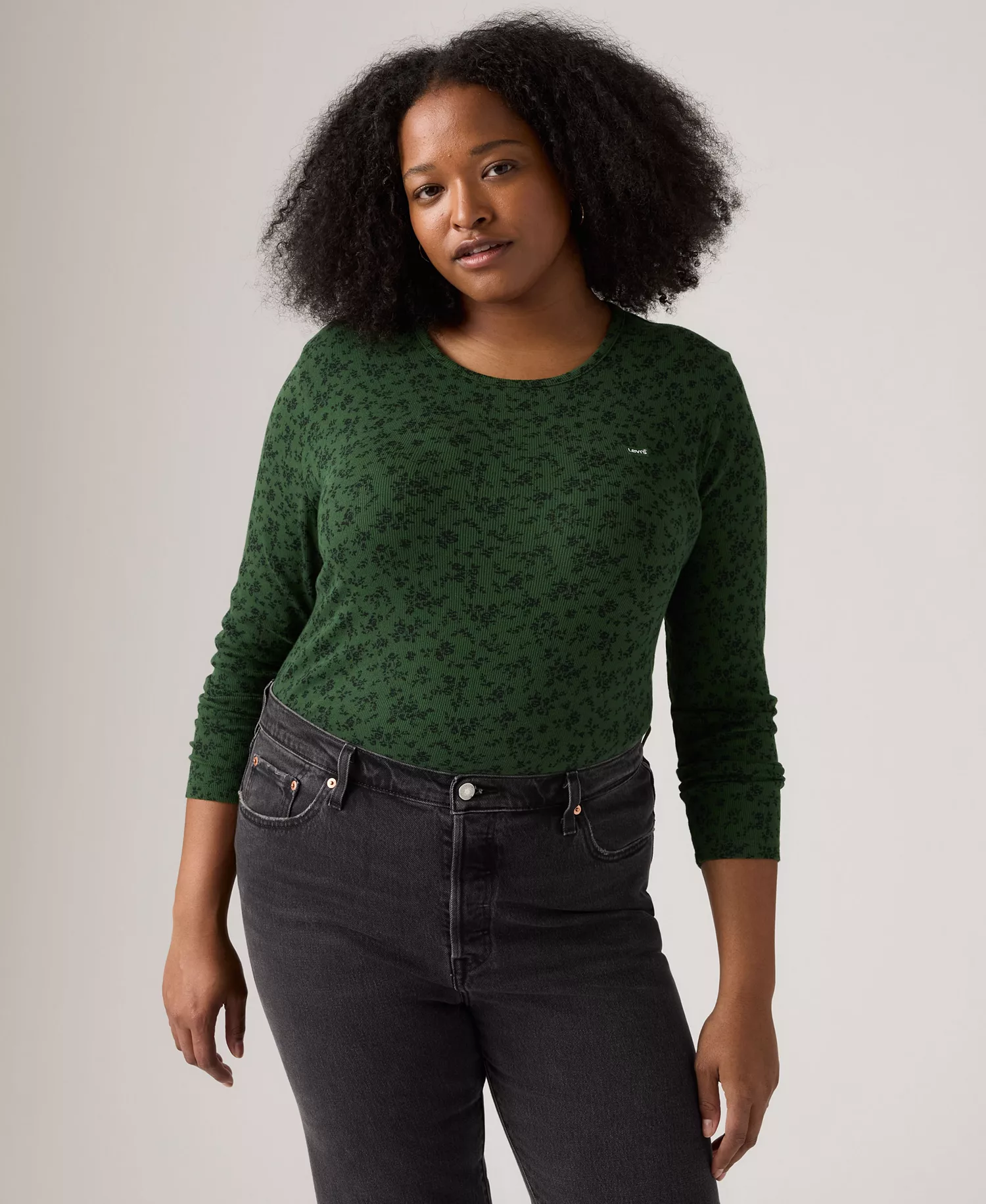 Plus Size Crewneck T-Shirt - Curie Floral Mountain View - 1X