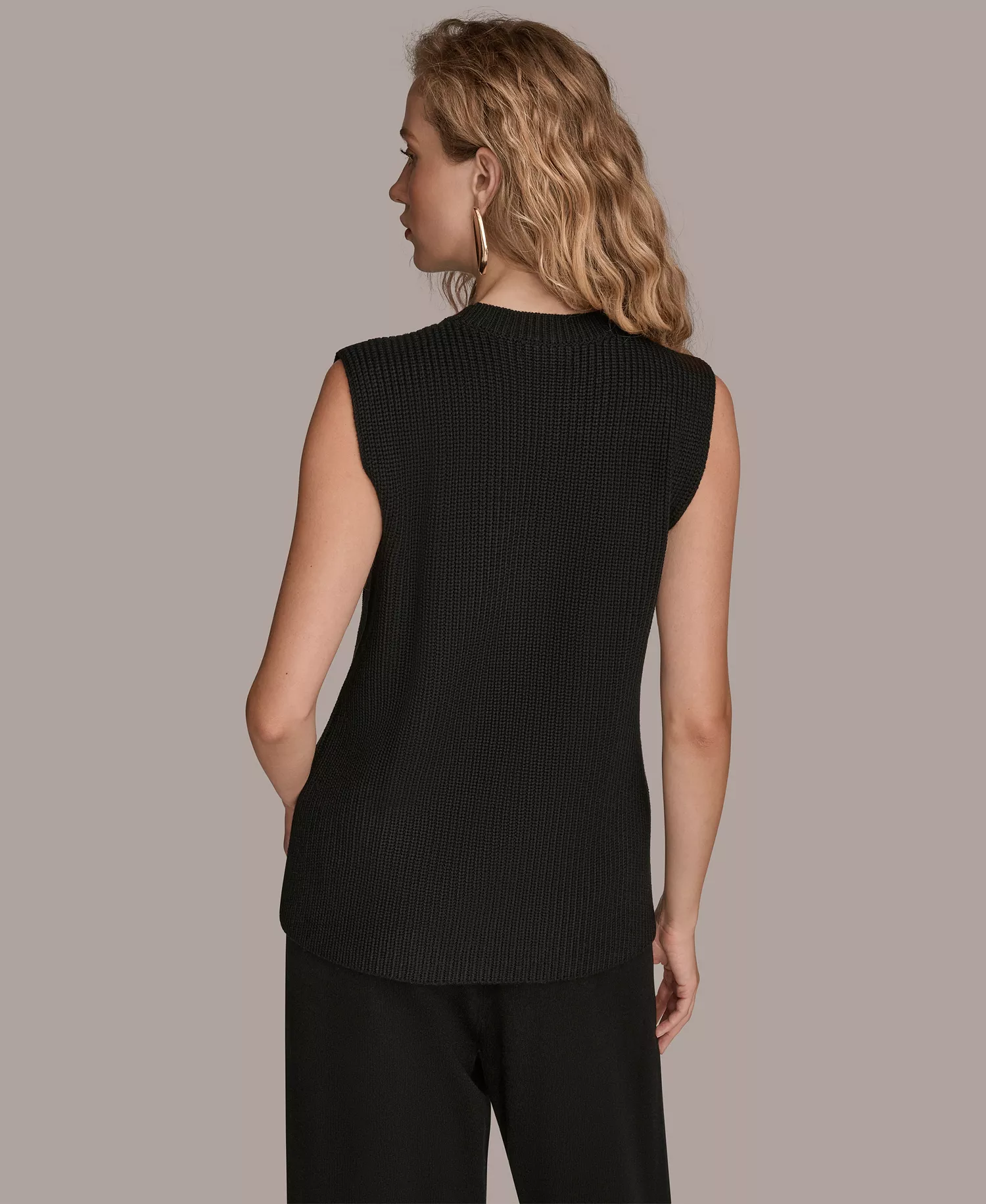 Women's Crewneck Sleeveless Sweater - Black - L